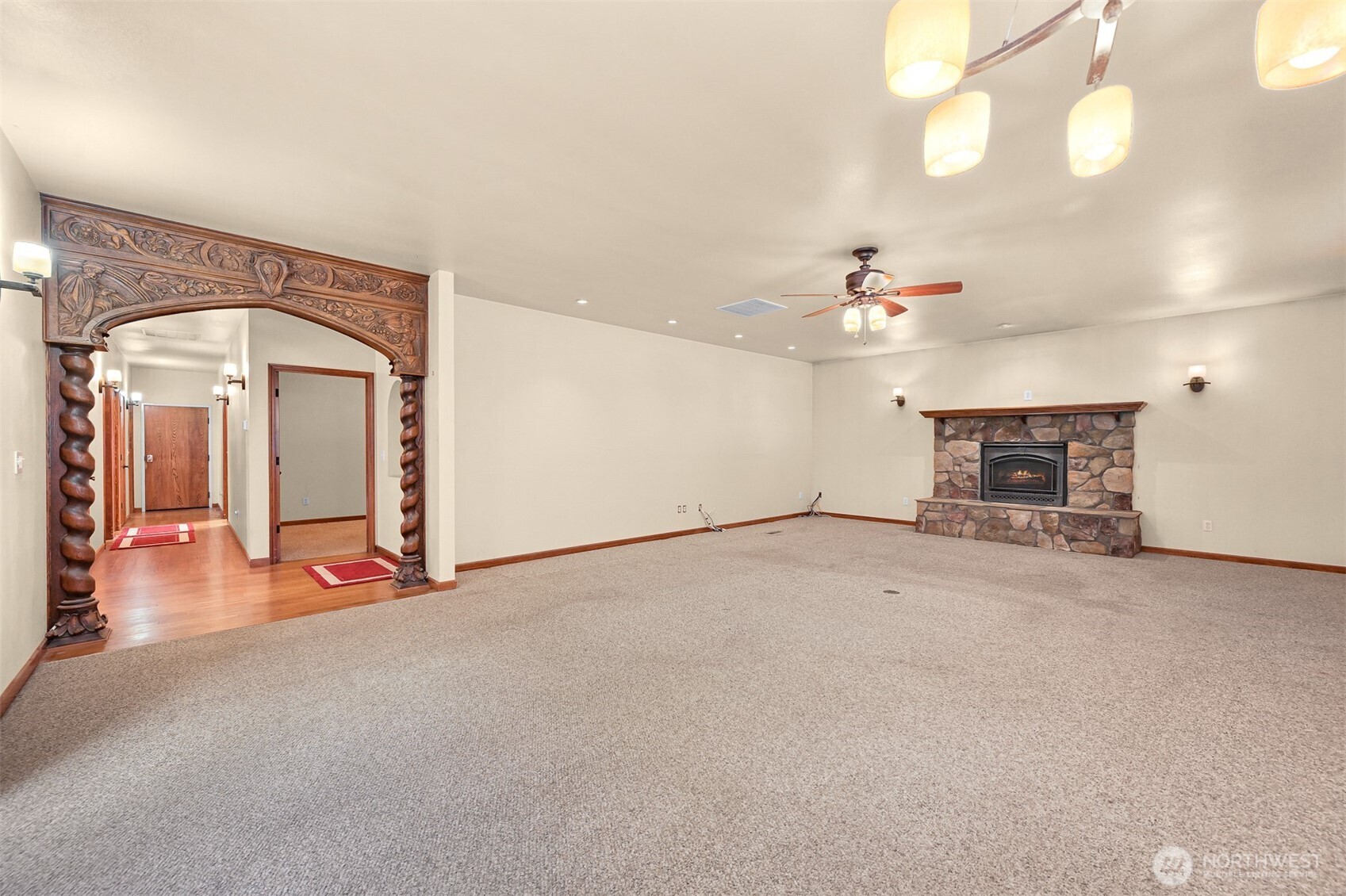 918 Citadel Drive Property Photo 5