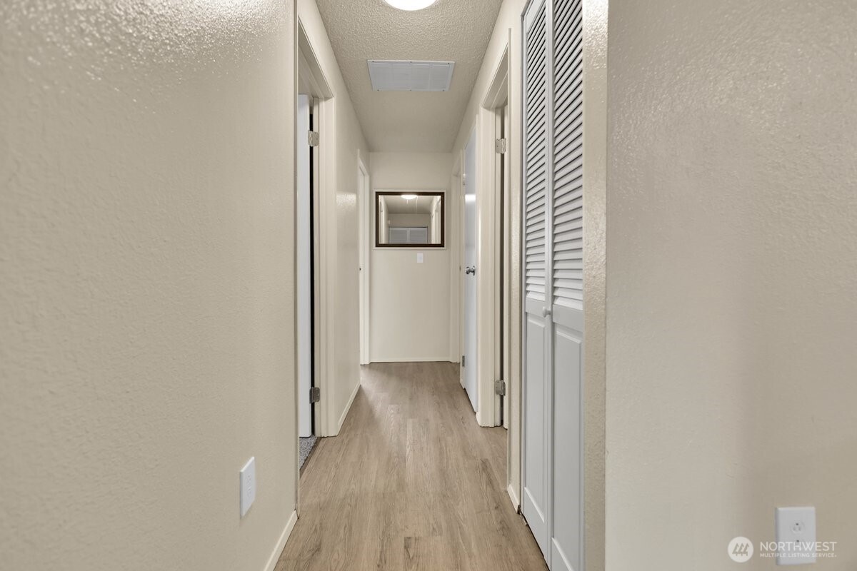 7606 14th Loop Property Photo 15