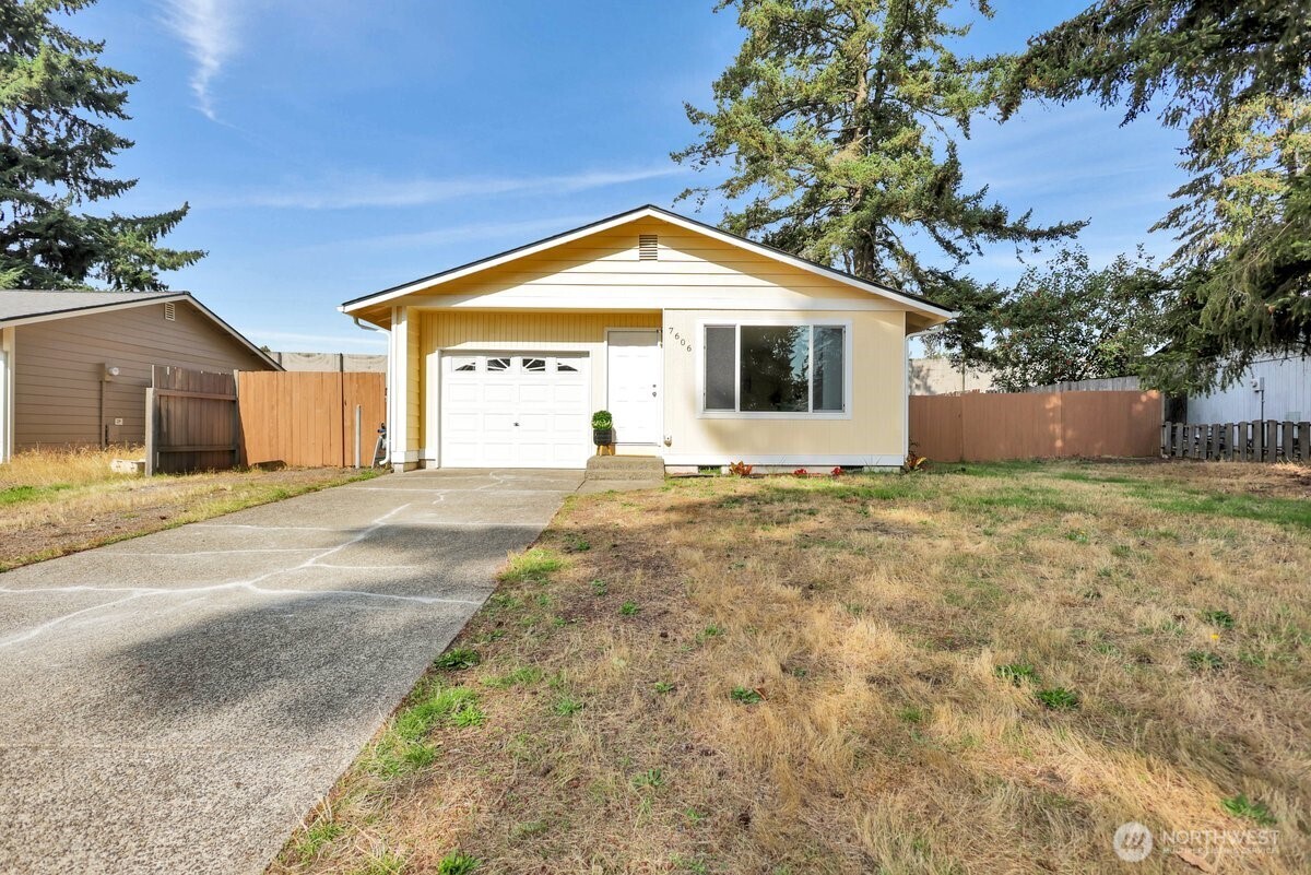 7606 14th Loop Property Photo 28