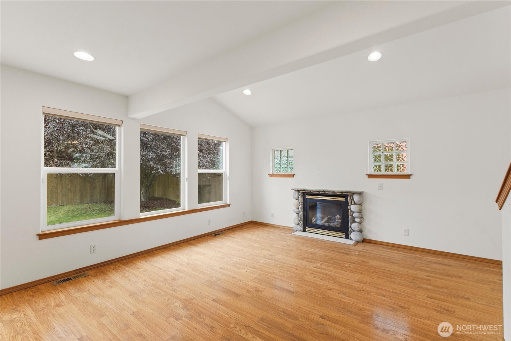 2115 I Street Property Photo 8