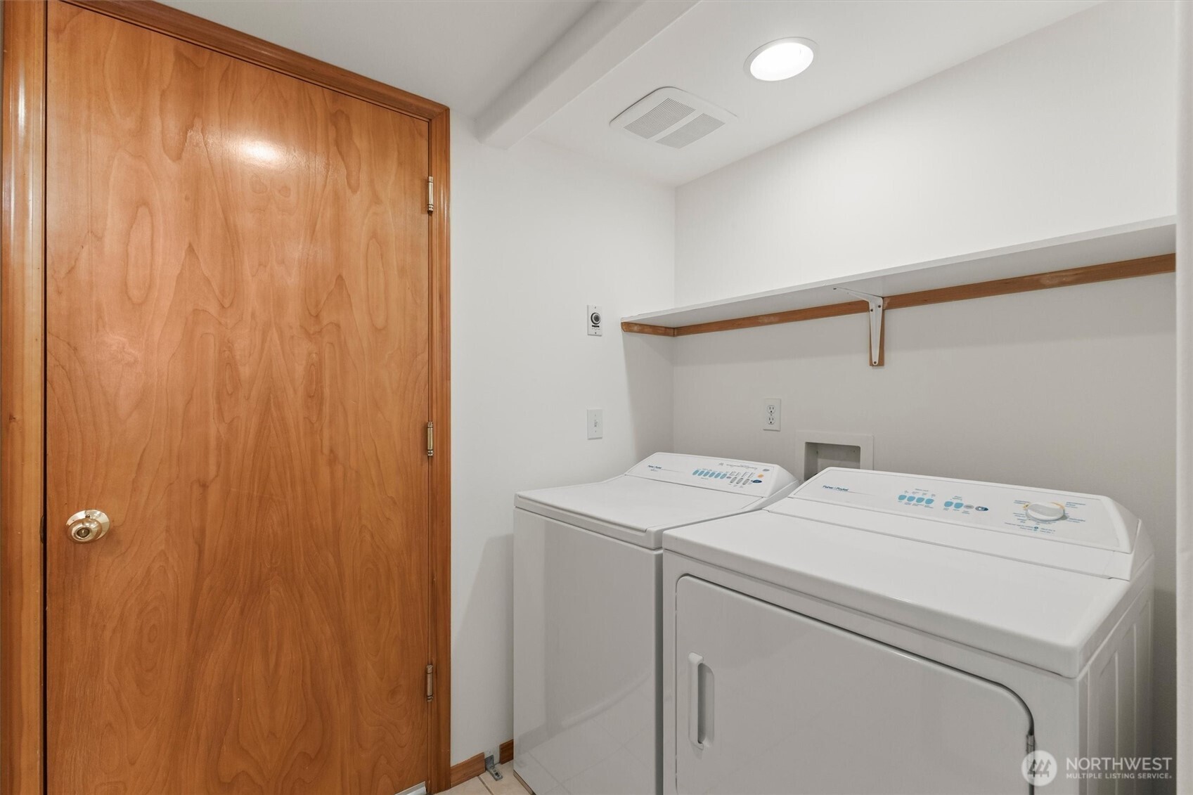 2115 I Street Property Photo 23