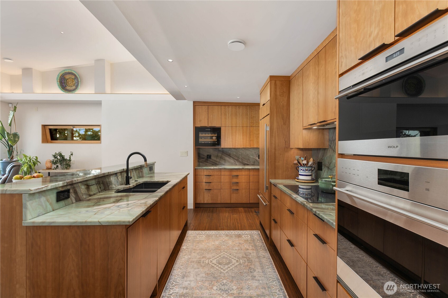 2591830 Property Photo 16