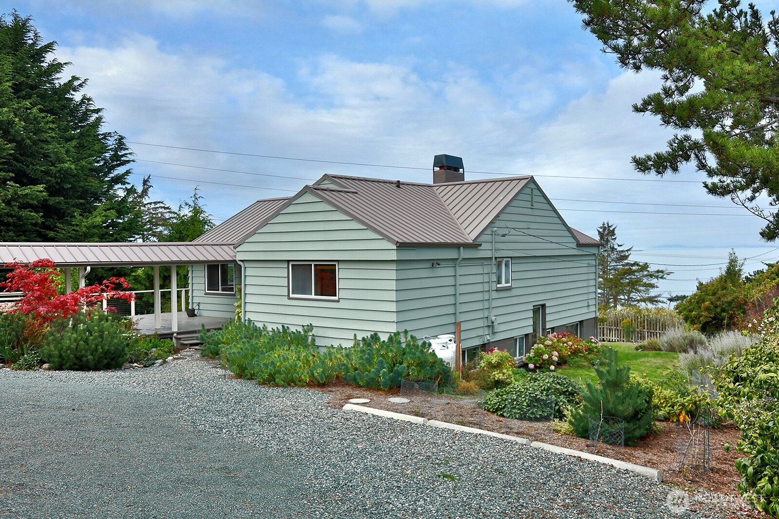 1443 Martha Way Property Photo 10