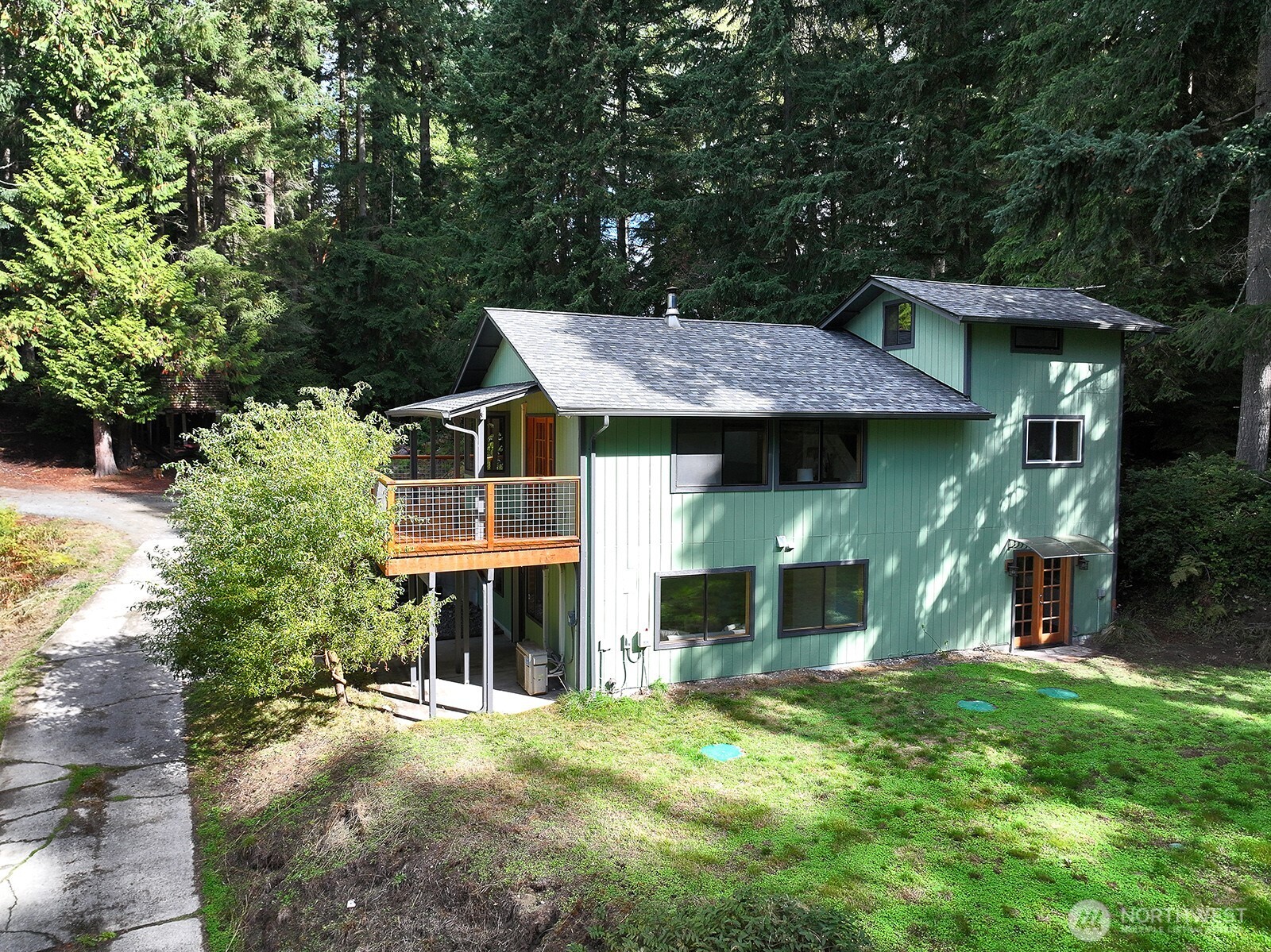 2959 Foxfire Lane Property Photo 3