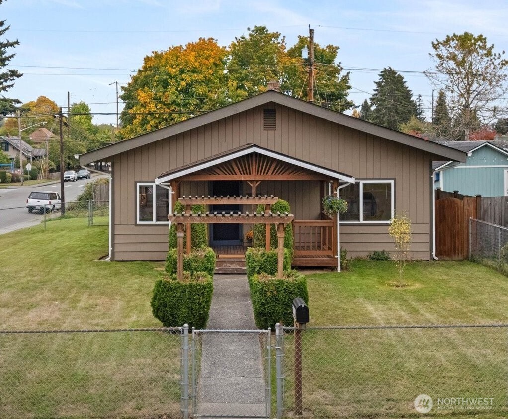 2301 Fulton Street Property Photo 9