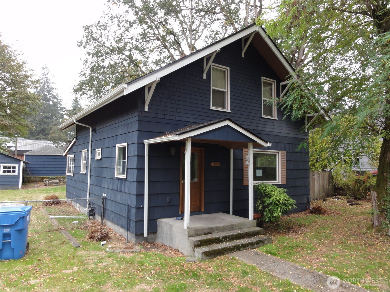 806 120th Street Property Photo 1