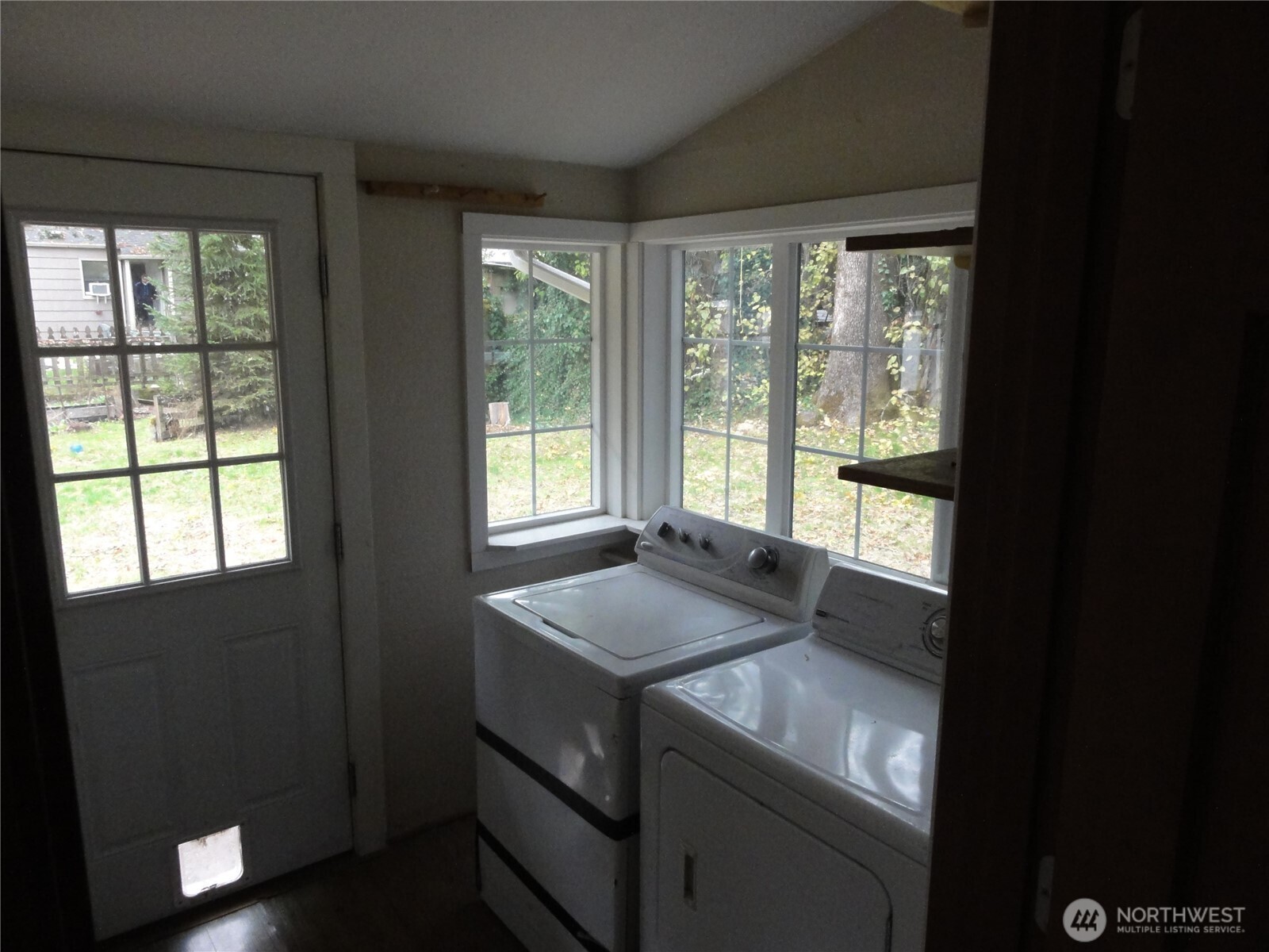 806 120th Street Property Photo 7