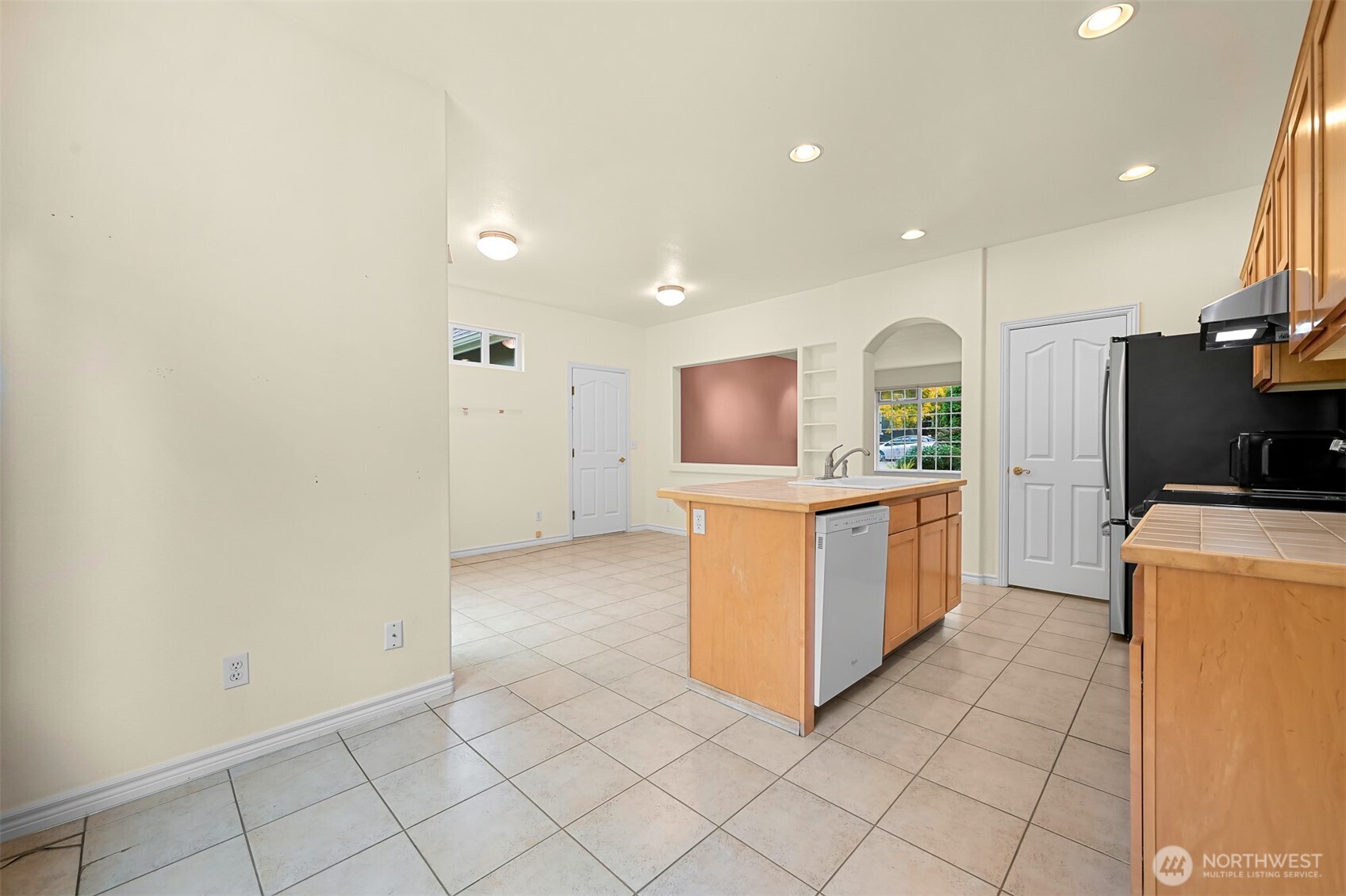 910 31st Place Property Photo 15