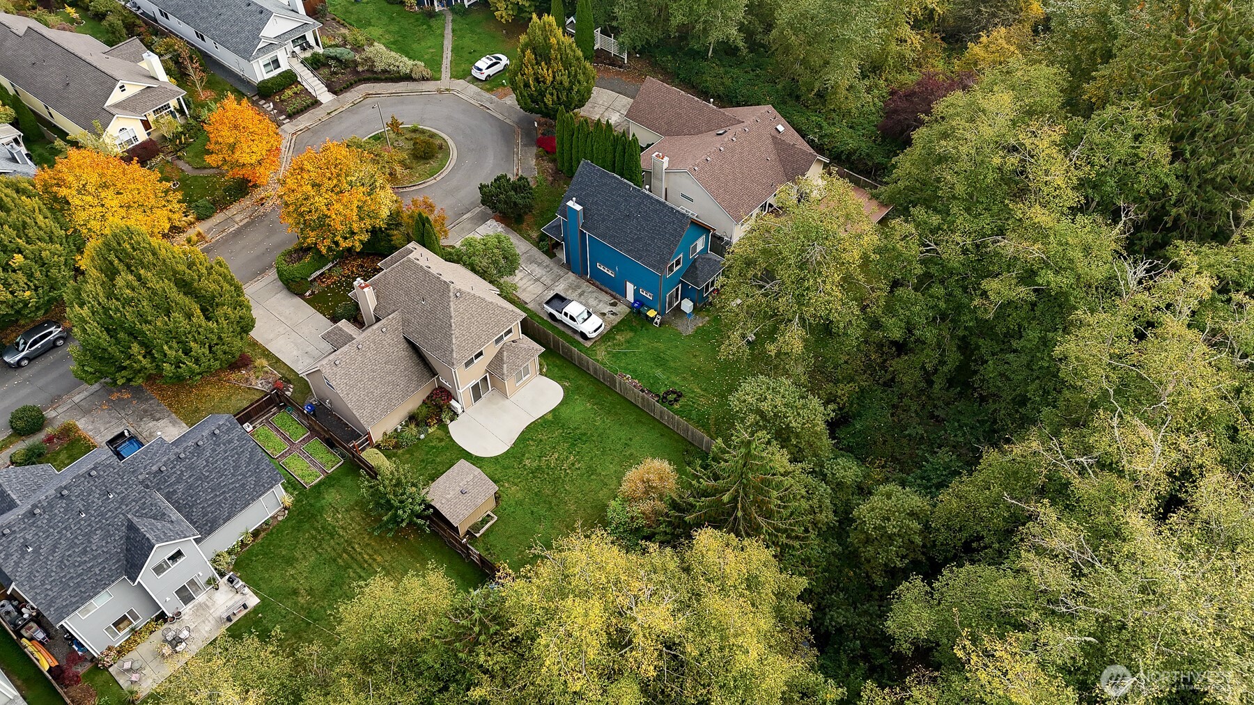 910 31st Place Property Photo 32