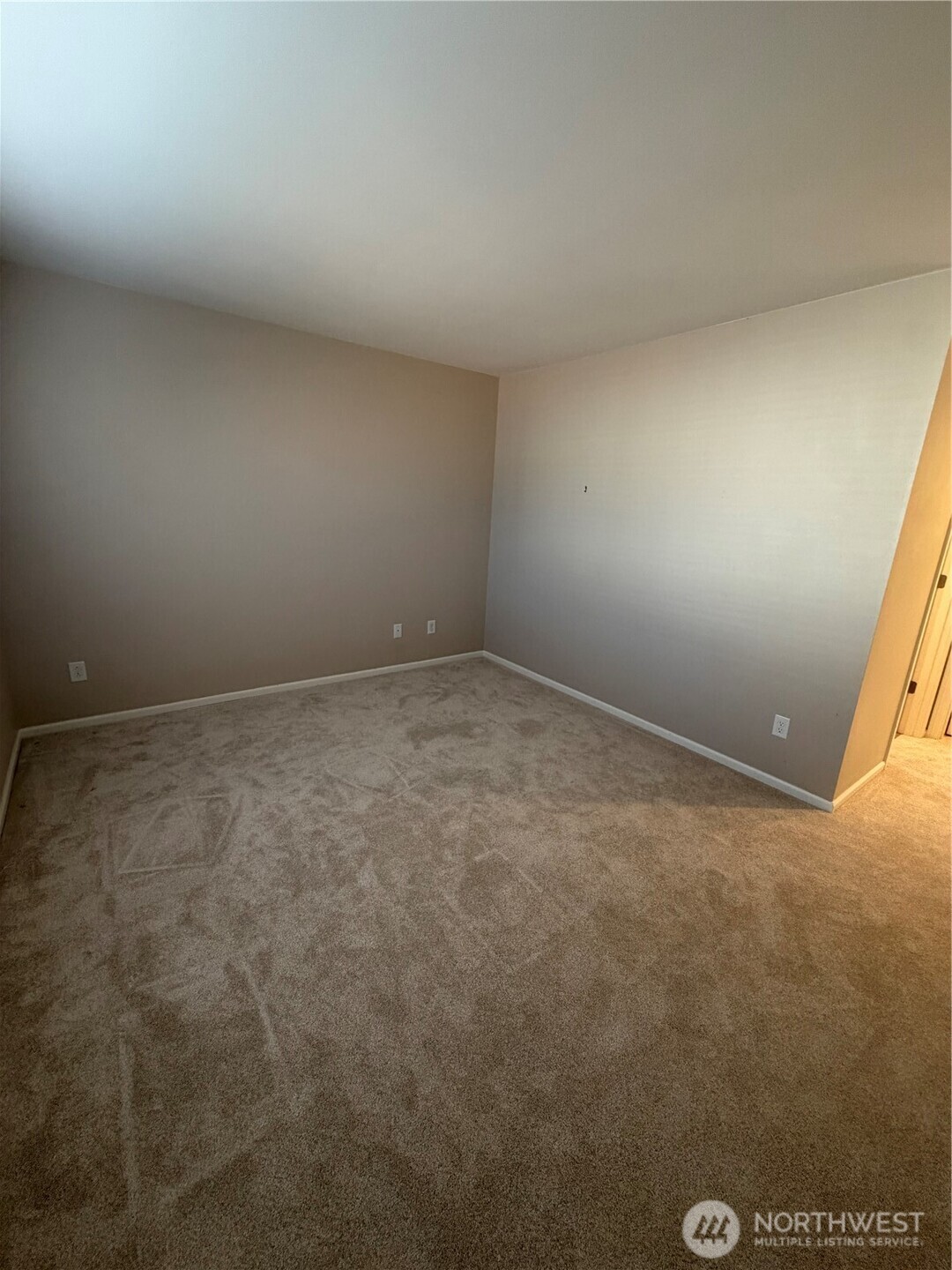 27337 214* Terrace Property Photo 8