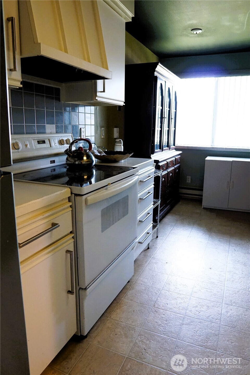7501 Ruby Drive G203 Property Photo 4