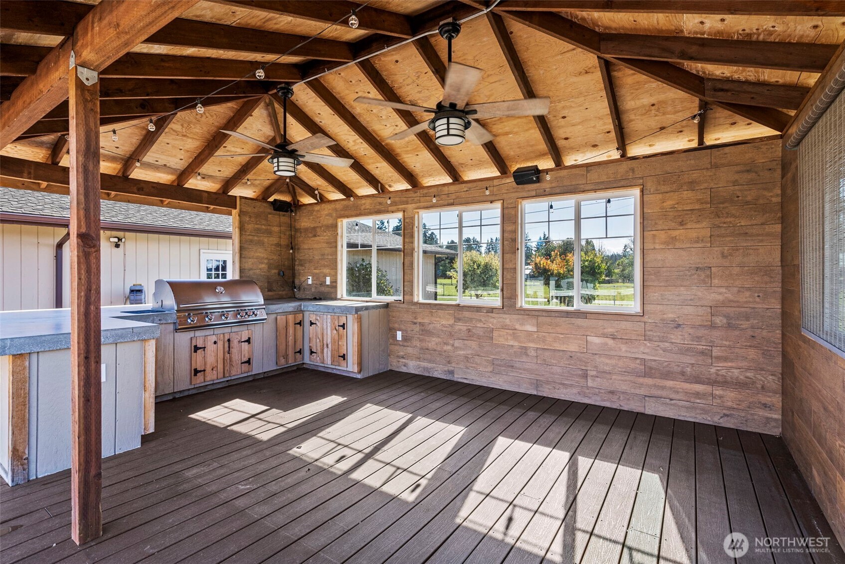 5225 Sleater Kinney Road Property Photo 22