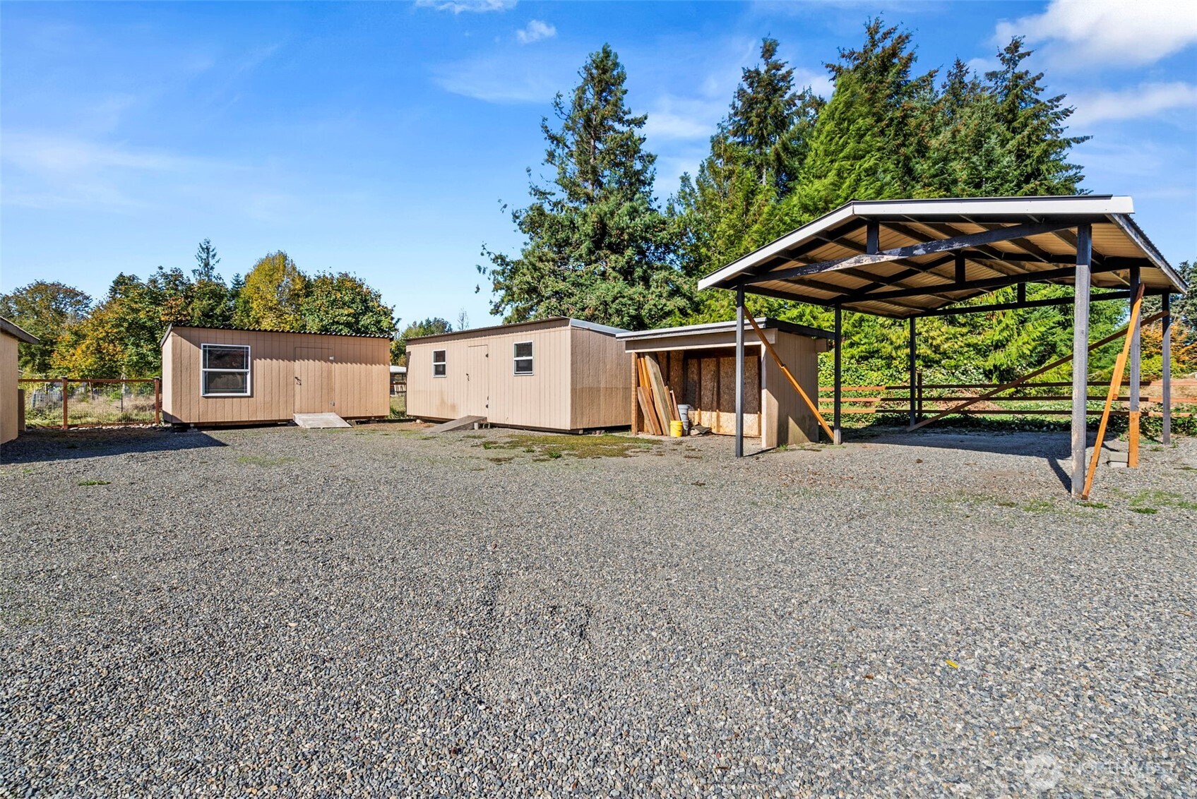 5225 Sleater Kinney Road Property Photo 30