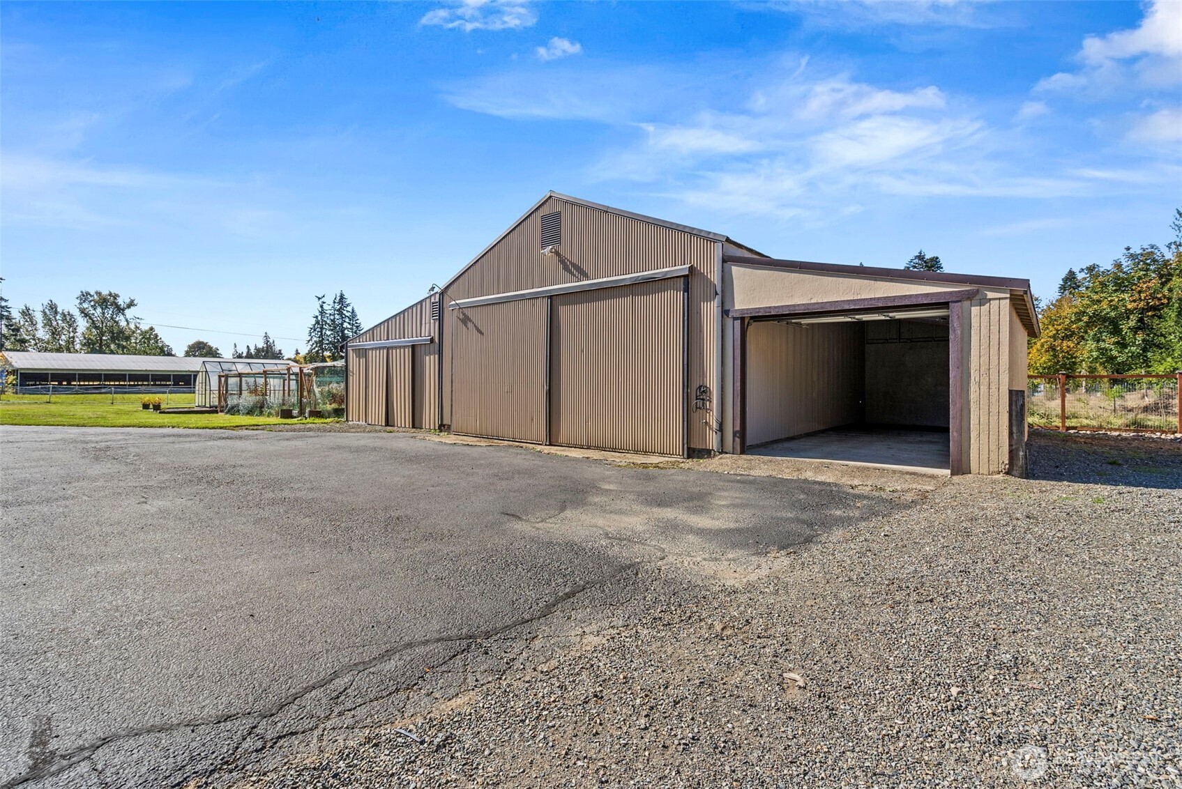 5225 Sleater Kinney Road Property Photo 31