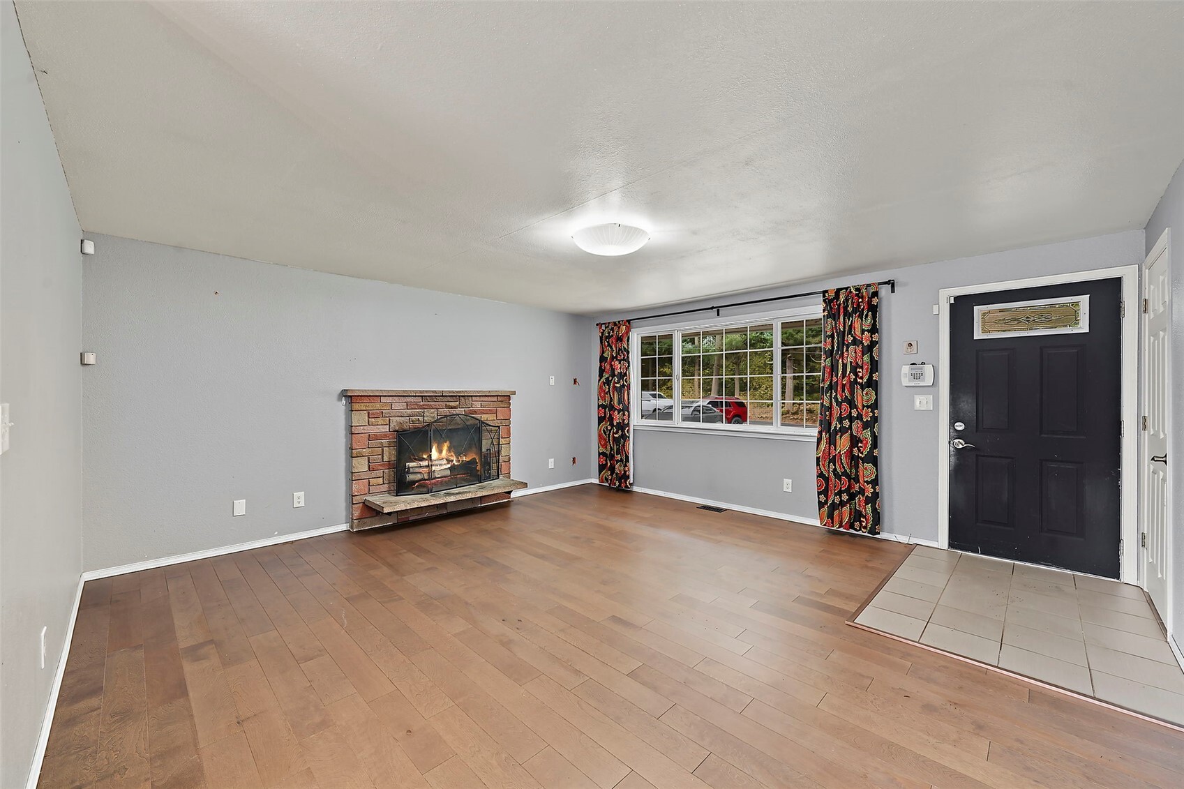 4709 80th Street Property Photo 5