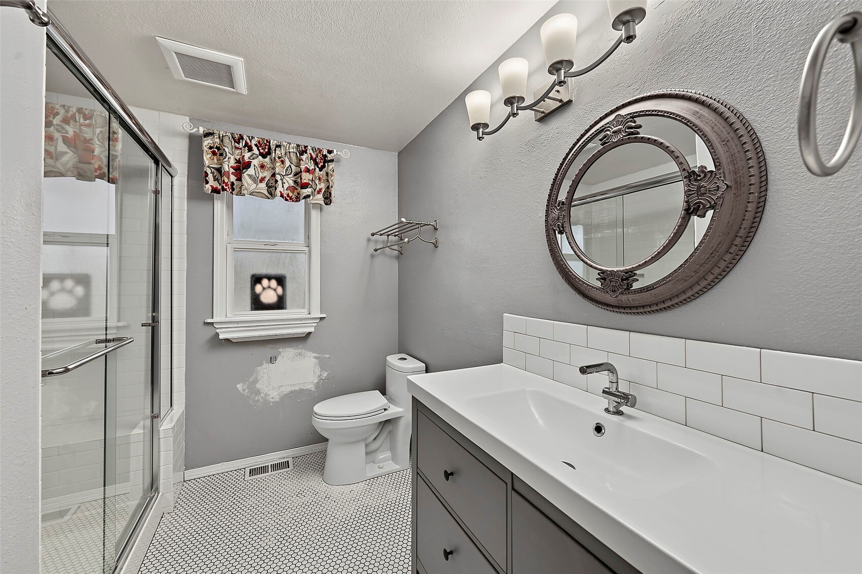 4709 80th Street Property Photo 17