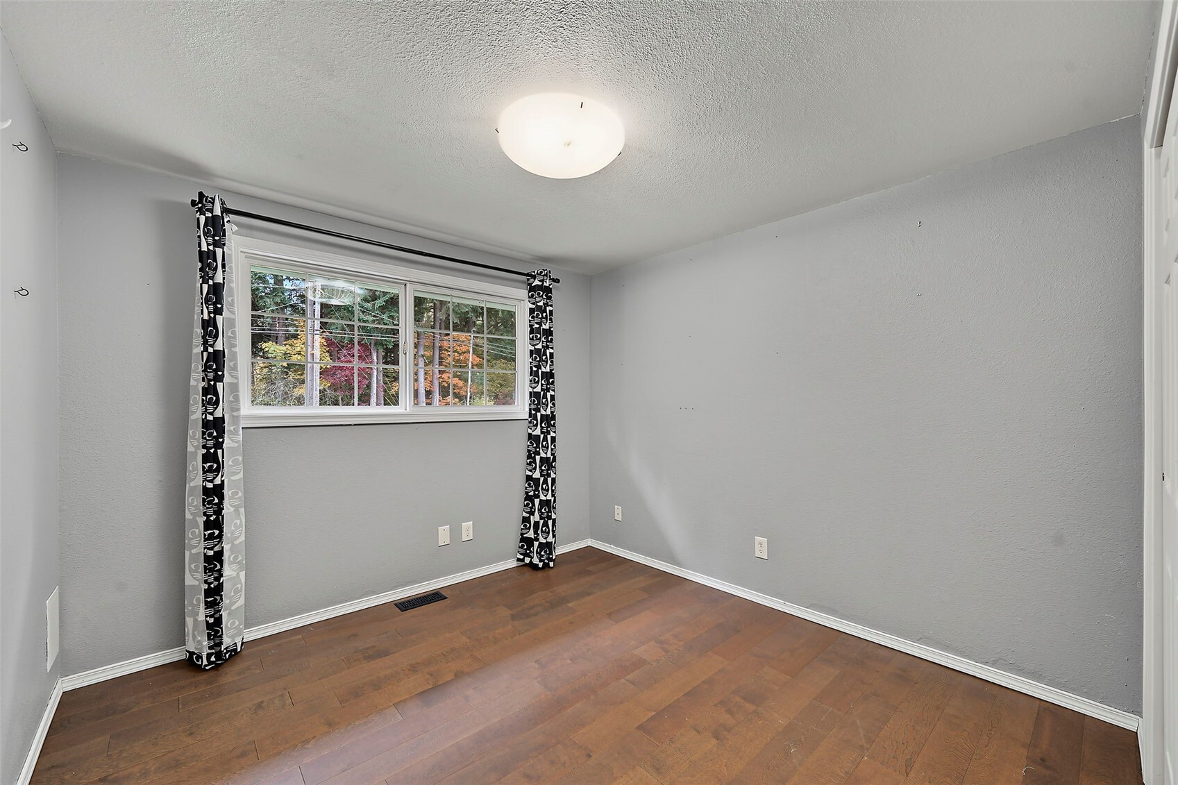 4709 80th Street Property Photo 23