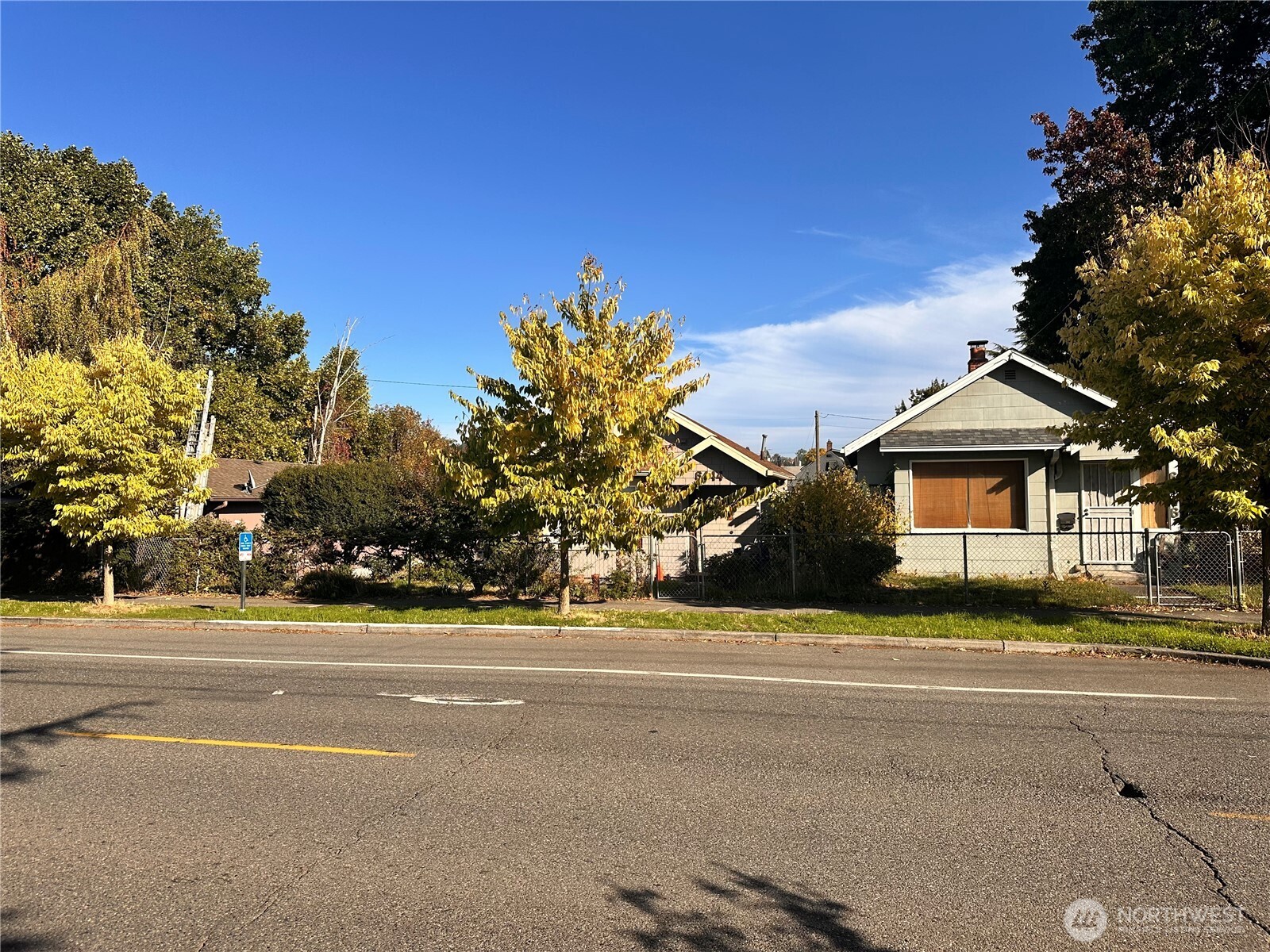 6438 Corson Avenue Property Photo 7