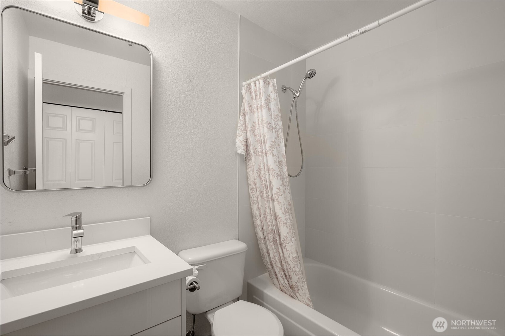 2600 118th Avenue 4-101 Property Photo 10