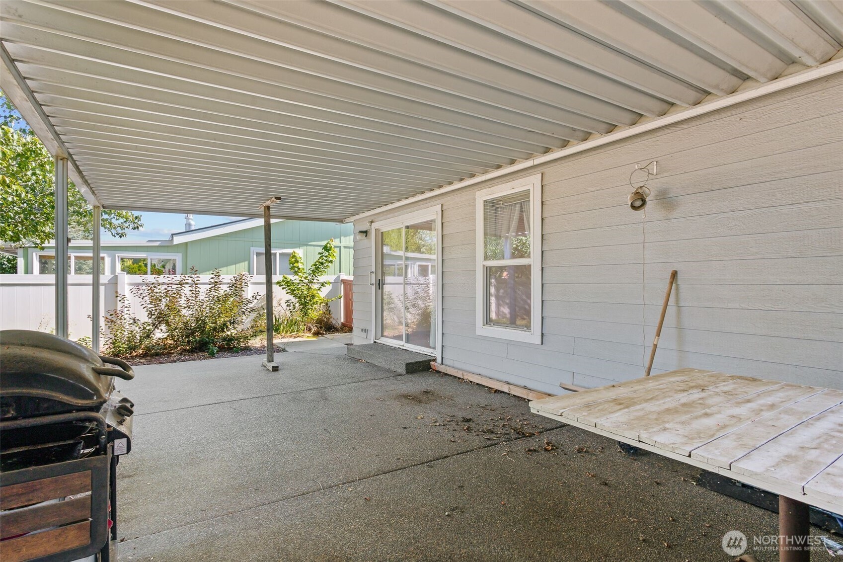 1100 S Rosewood Drive 106 Property Photo 3