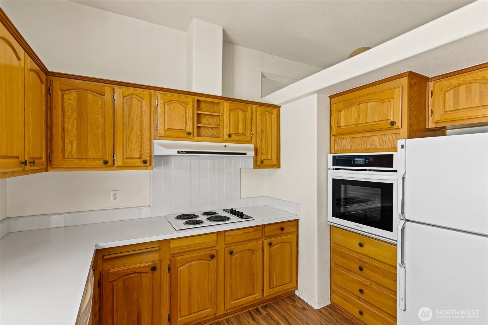 1100 S Rosewood Drive 106 Property Photo 5