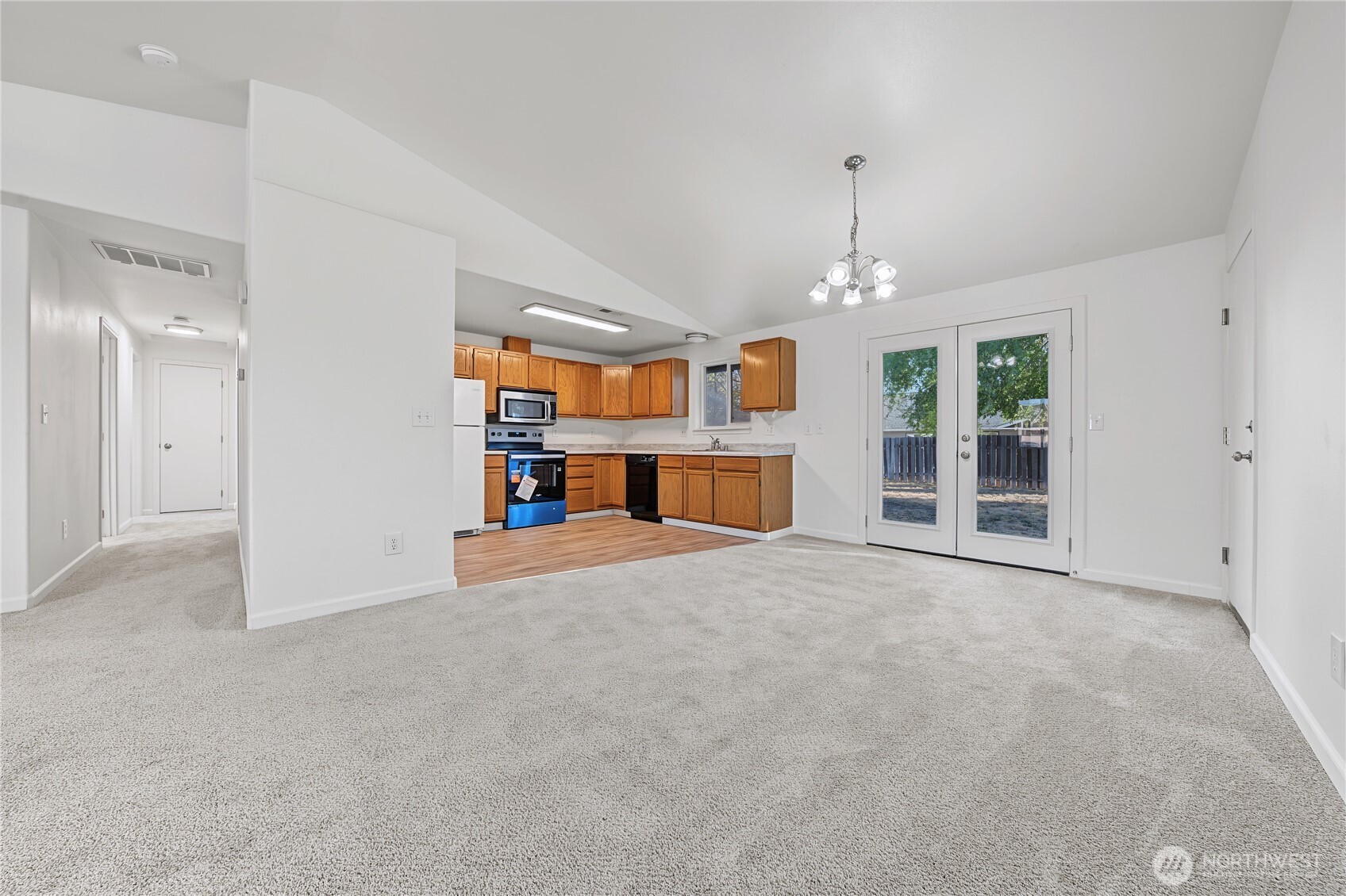 1016 E Hayden Drive Property Photo 10