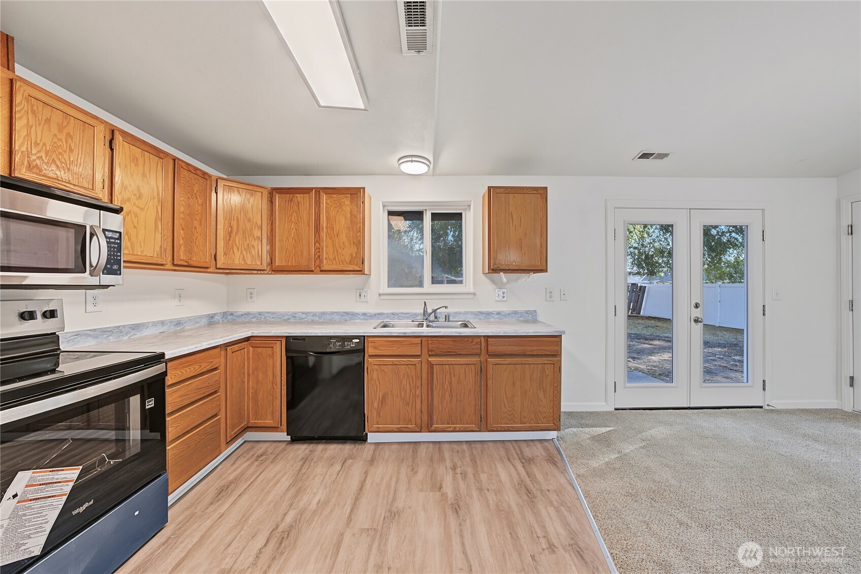 1016 E Hayden Drive Property Photo 14