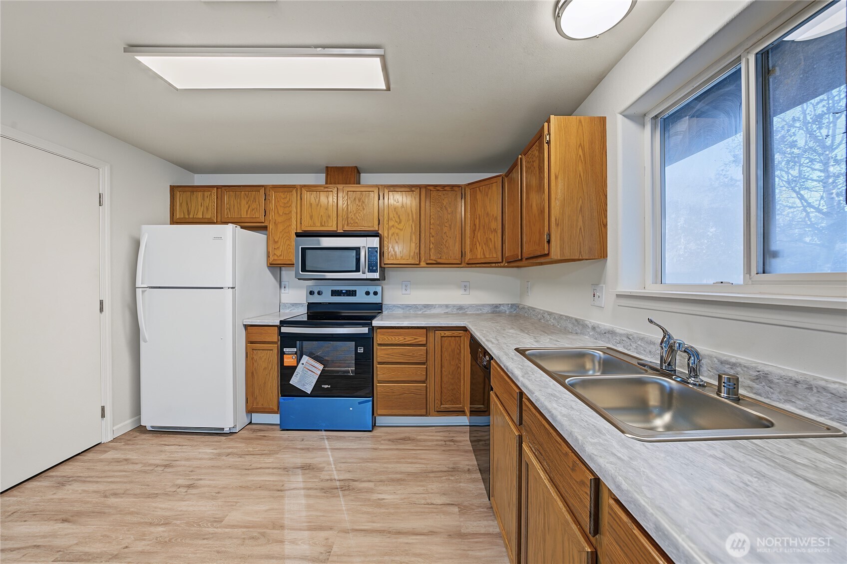 1016 E Hayden Drive Property Photo 16