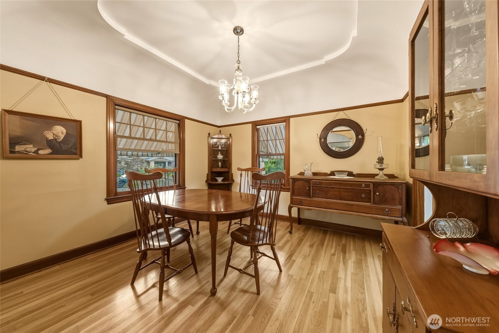 641 University Street Property Photo 7