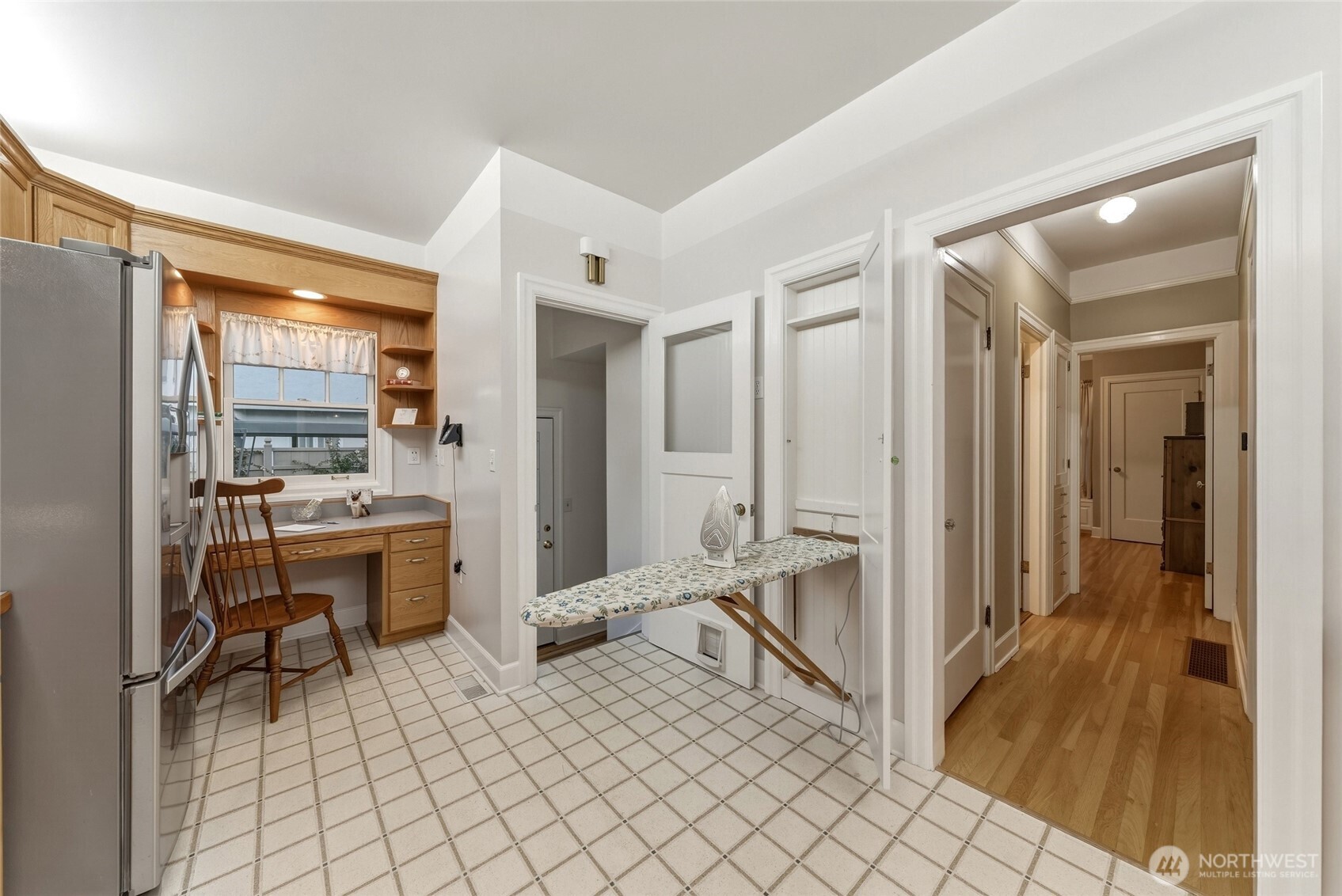 641 University Street Property Photo 13