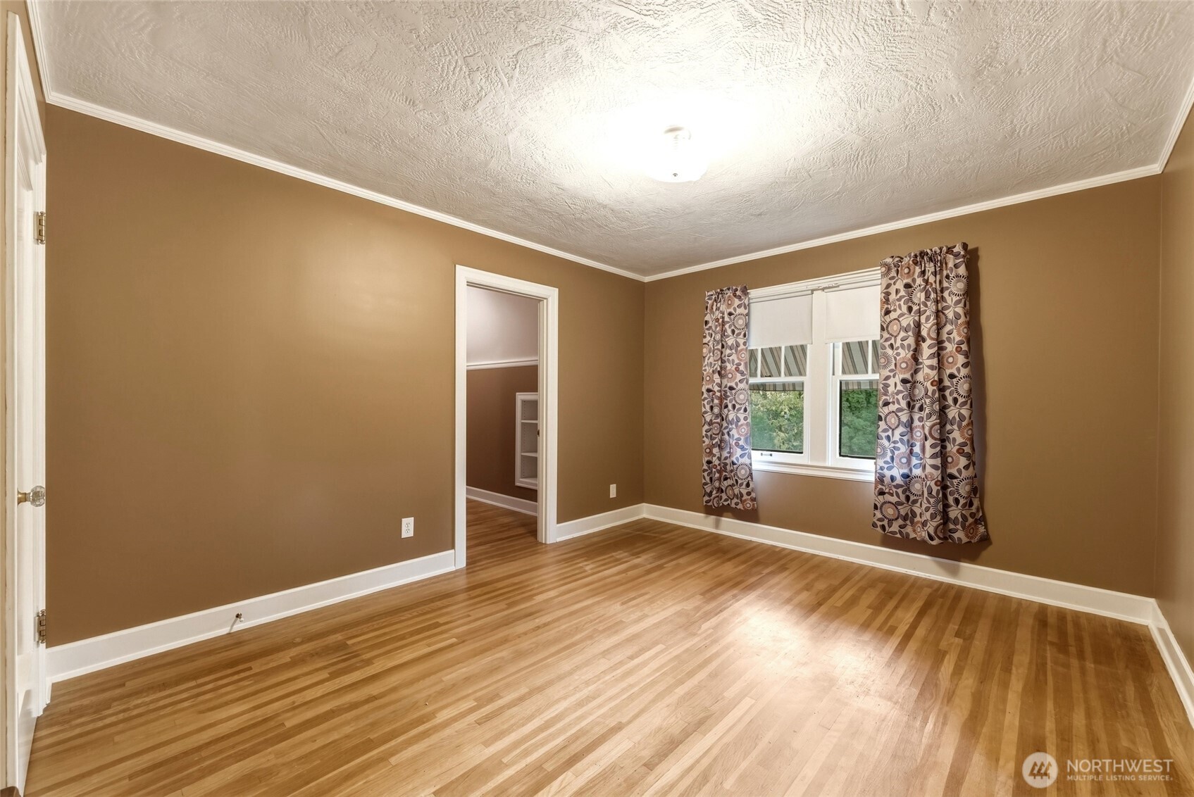 641 University Street Property Photo 19