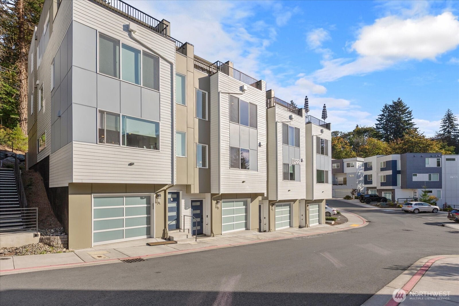 8922 Ne 173rd Place B Property Photo 1