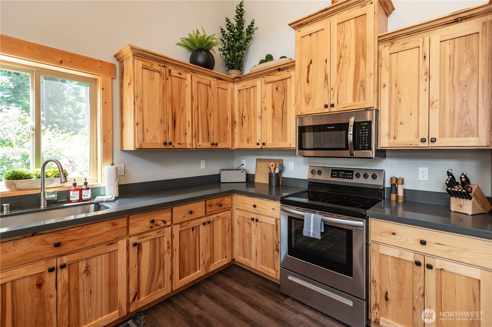 91 Troon Court Property Photo 11