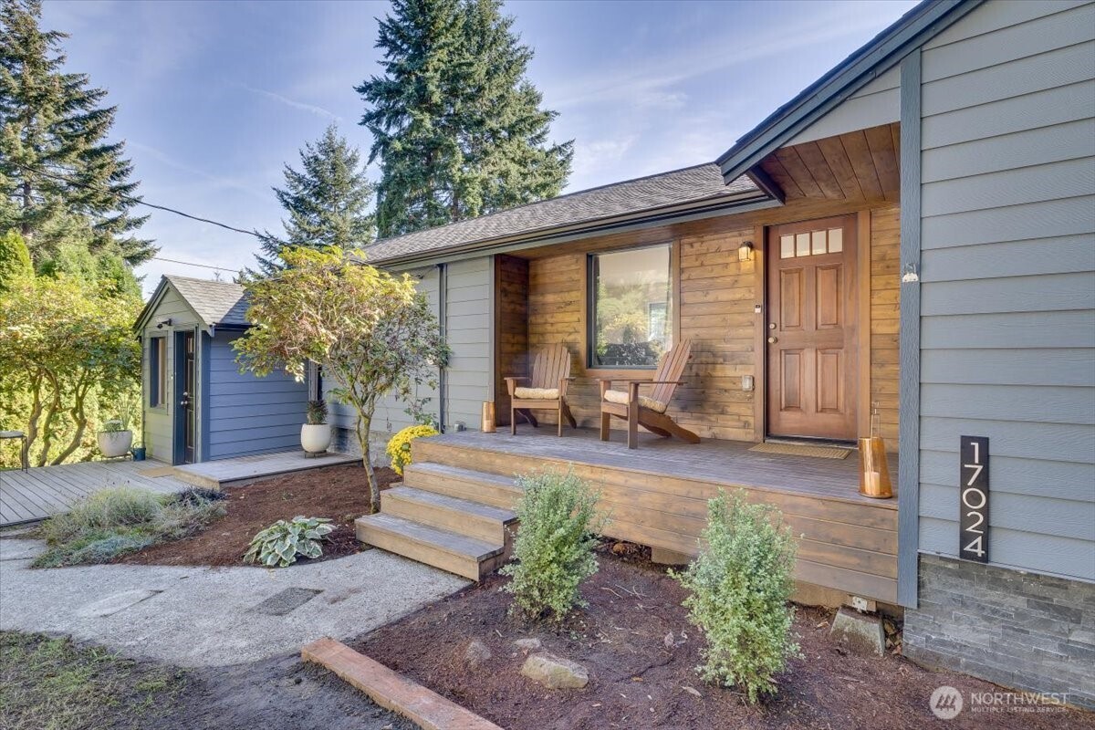 17024 32nd Avenue Property Photo 1