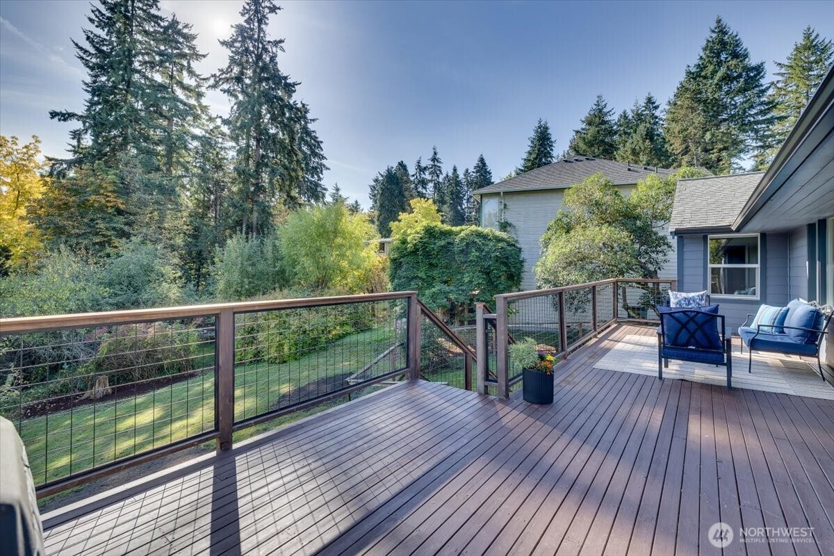 17024 32nd Avenue Property Photo 5