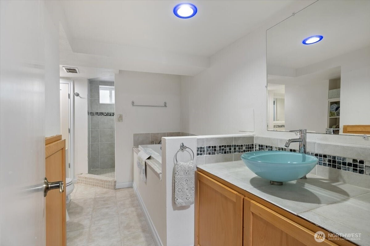 17024 32nd Avenue Property Photo 25