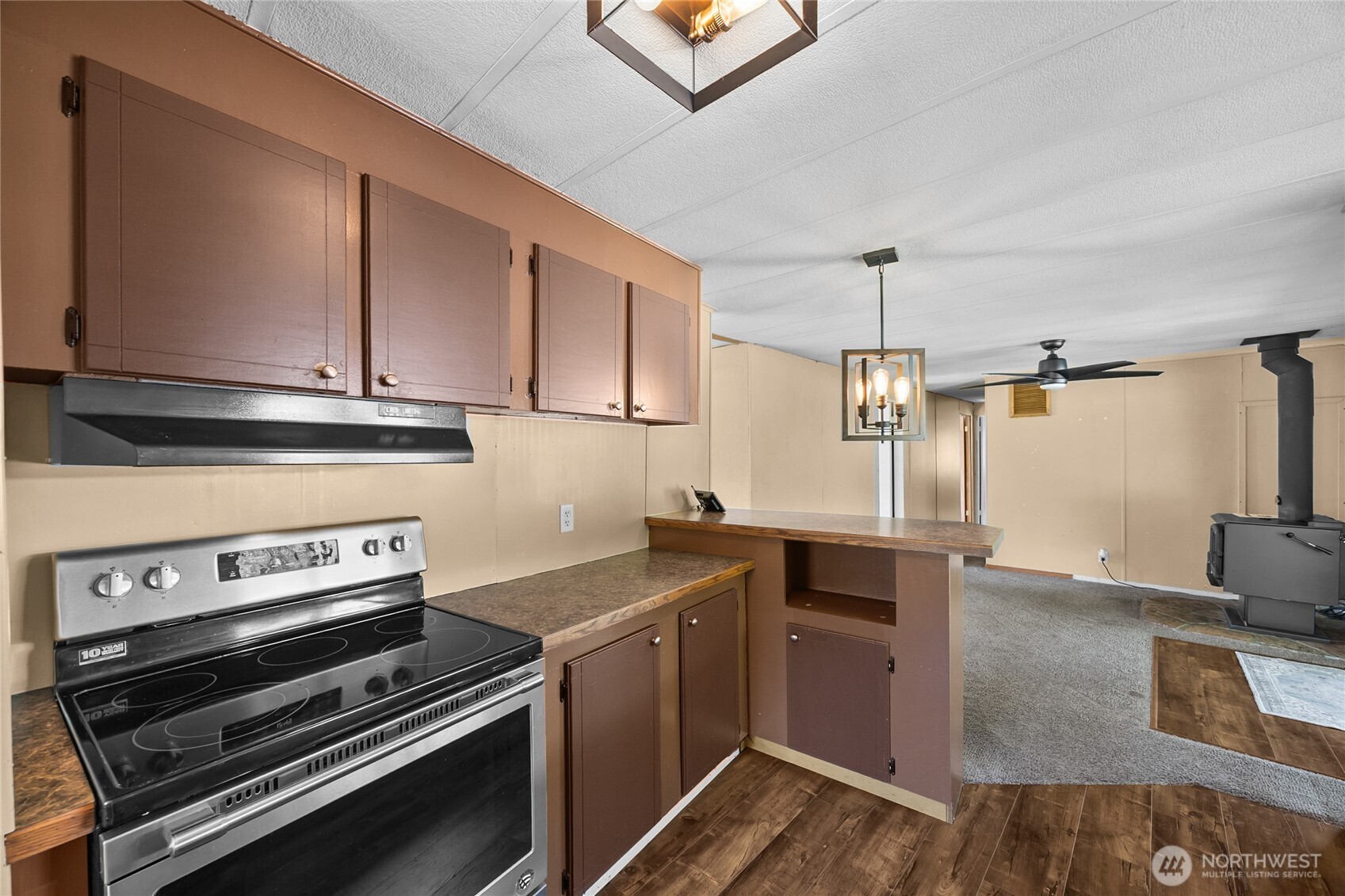 8619 Us Highway 12 Property Photo 7