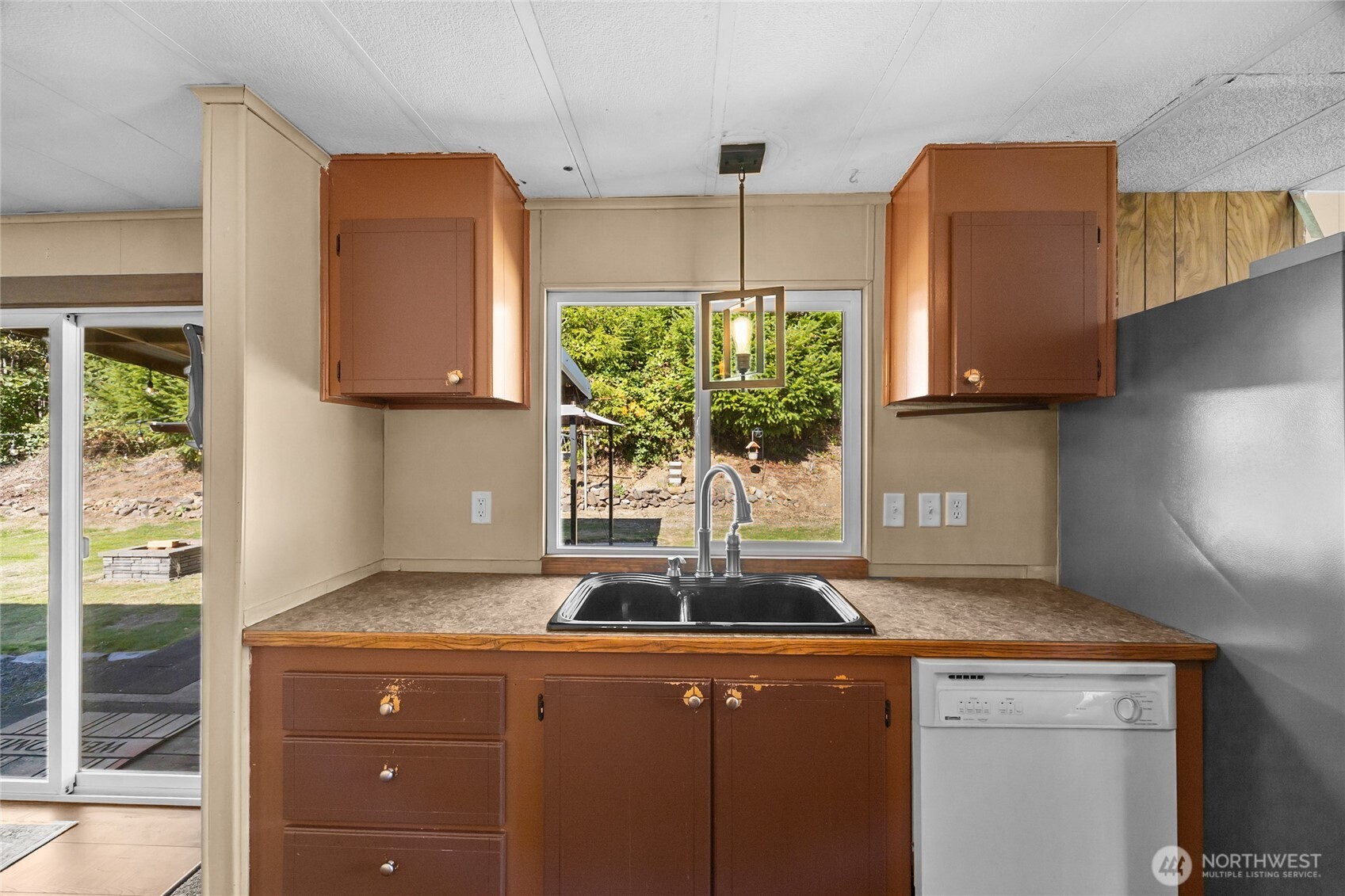 8619 Us Highway 12 Property Photo 8