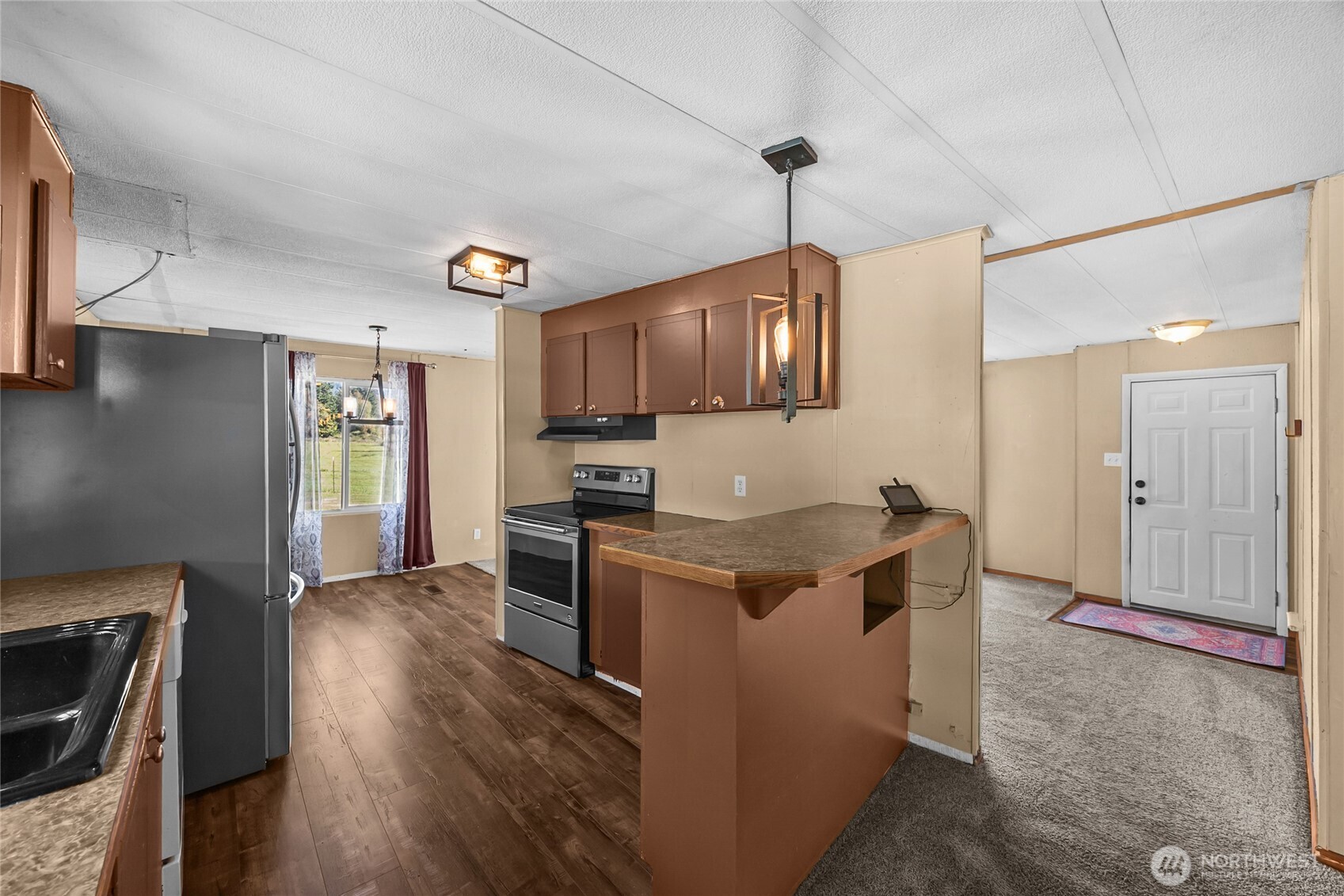 8619 Us Highway 12 Property Photo 9