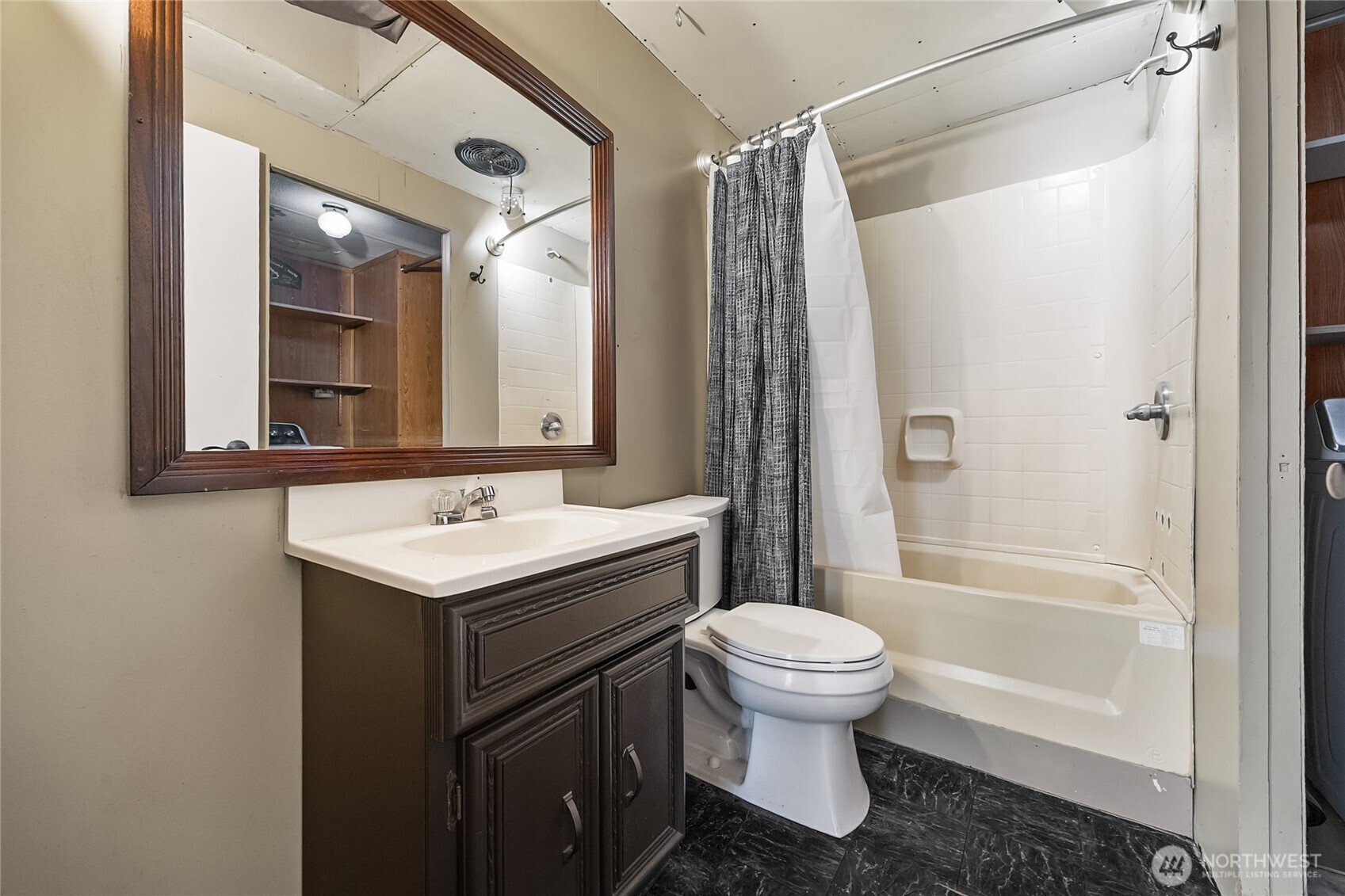 8619 Us Highway 12 Property Photo 12