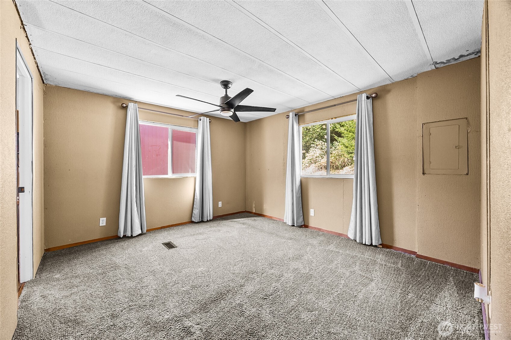 8619 Us Highway 12 Property Photo 13
