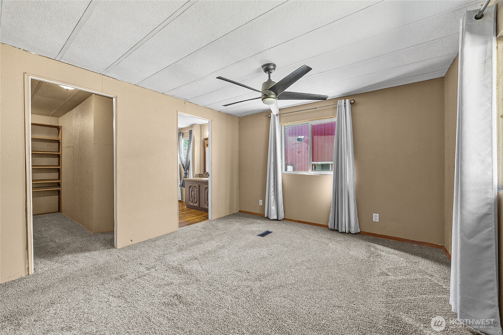 8619 Us Highway 12 Property Photo 14