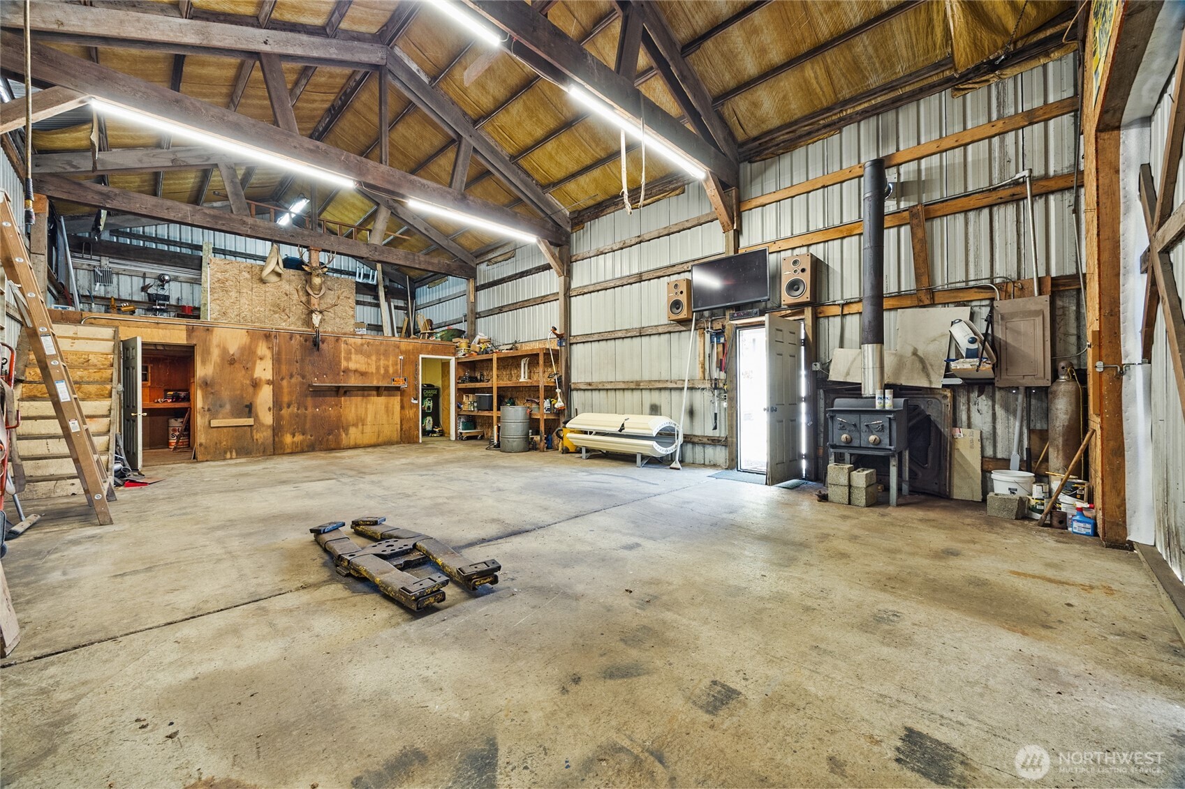 8619 Us Highway 12 Property Photo 22