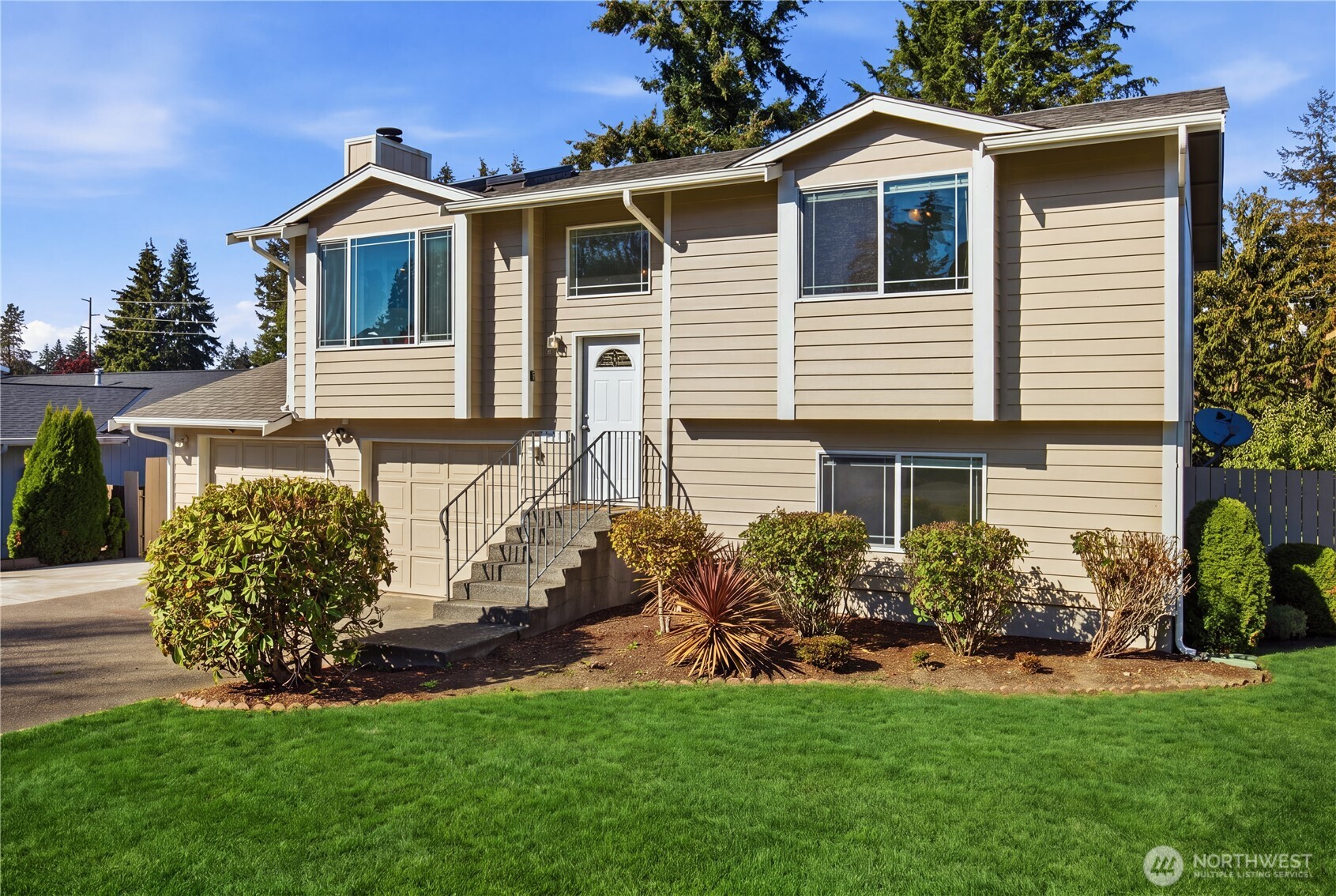10313 97th Street Property Photo 1