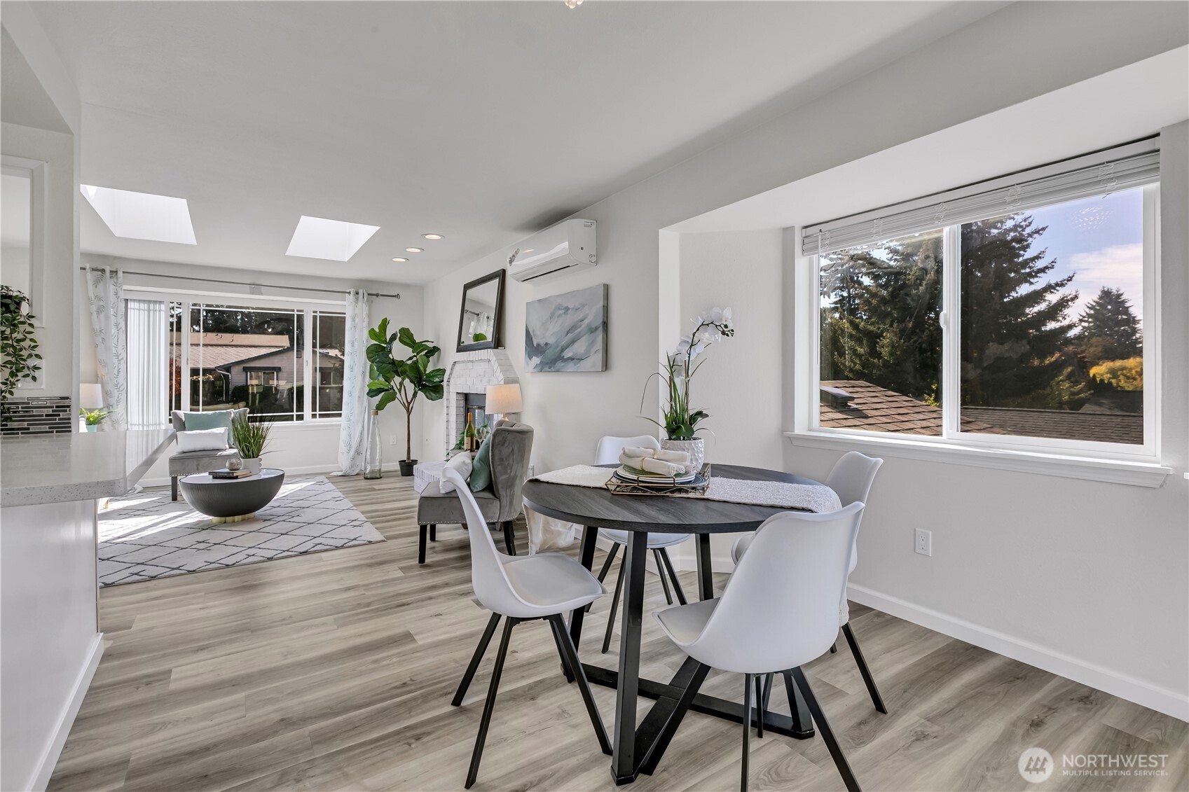 10313 97th Street Property Photo 9