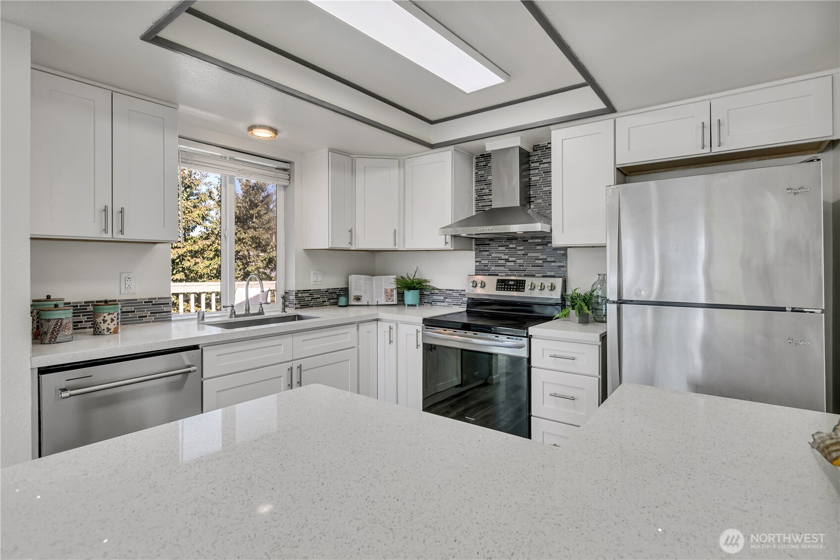 10313 97th Street Property Photo 13