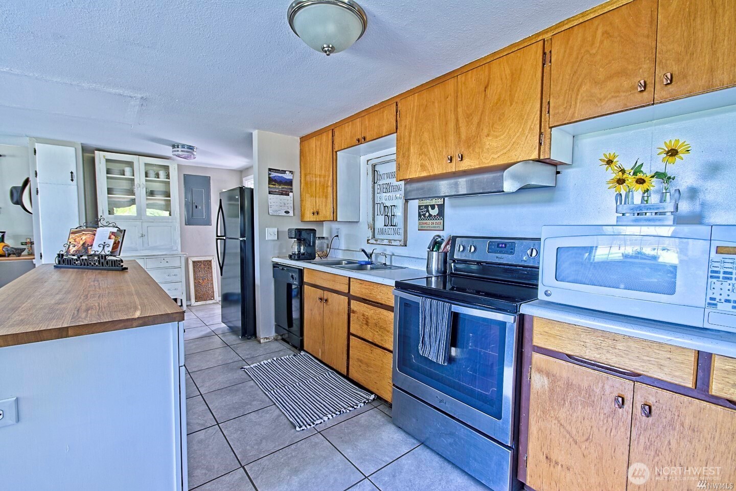 335 F Street Property Photo 13