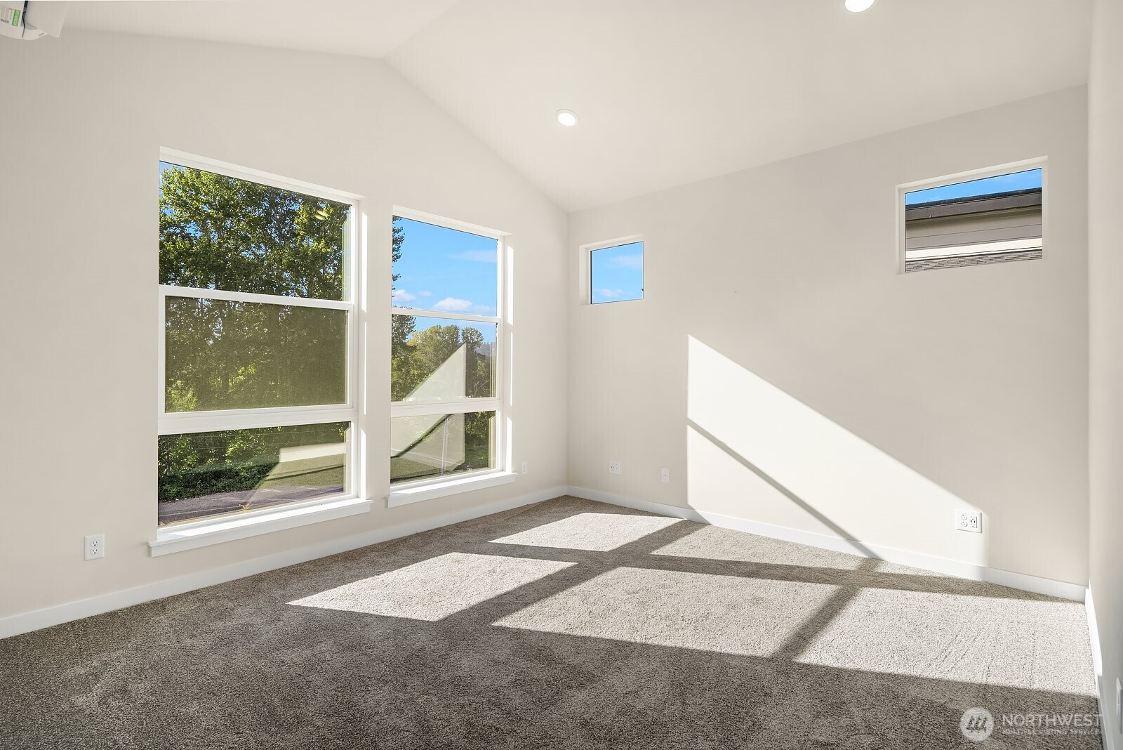 4273 Aberdeen Way Property Photo 19