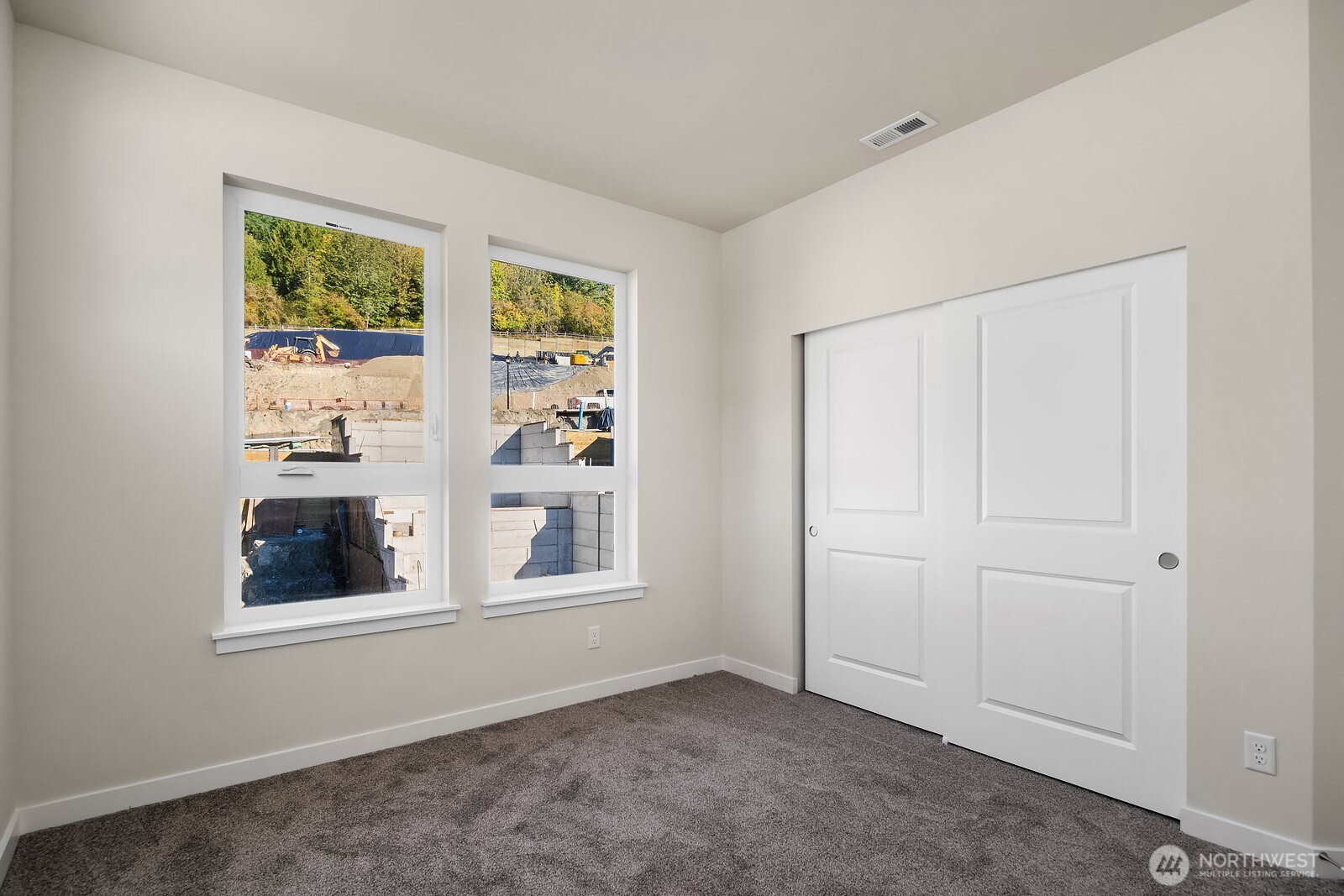 4273 Aberdeen Way Property Photo 24
