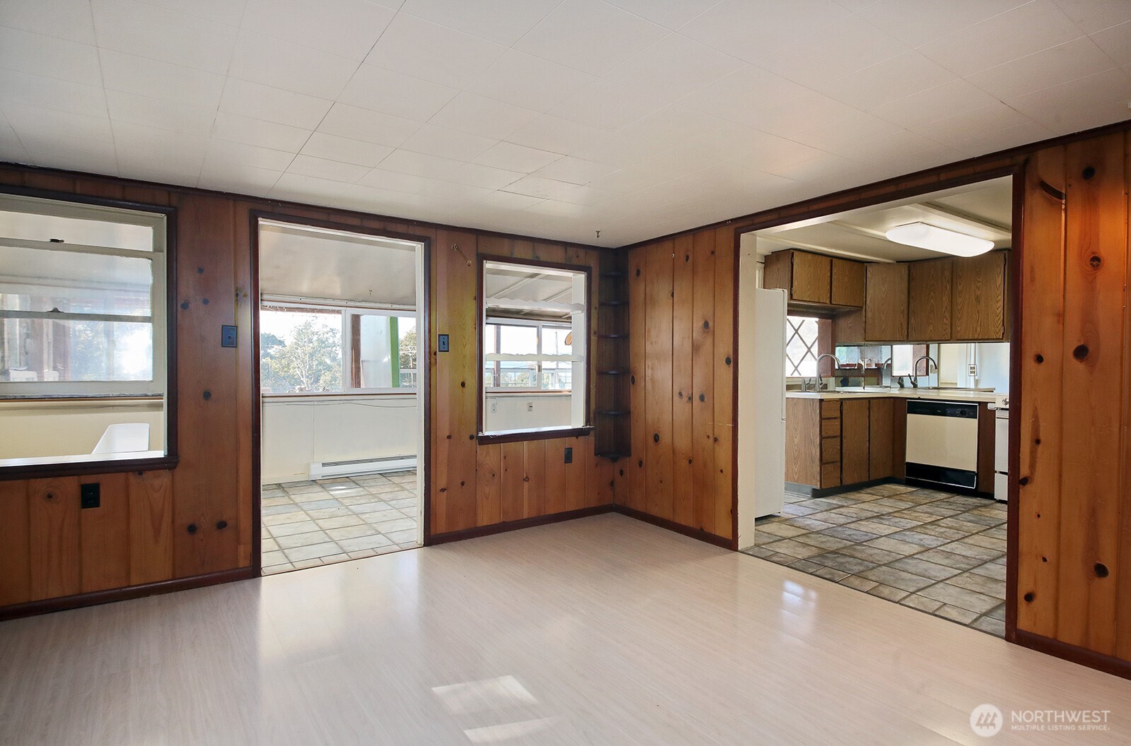 5995 Woodard Avenue Property Photo 8
